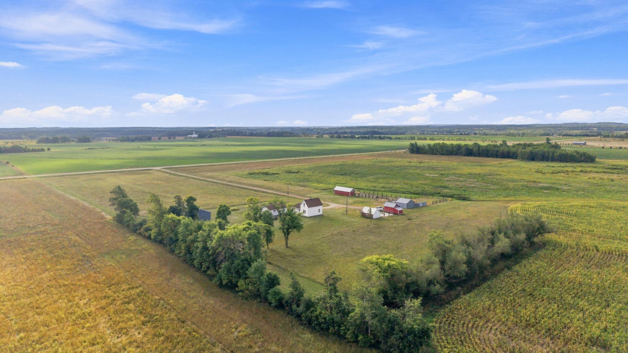 34473 County Highway 143 Property Photo 1