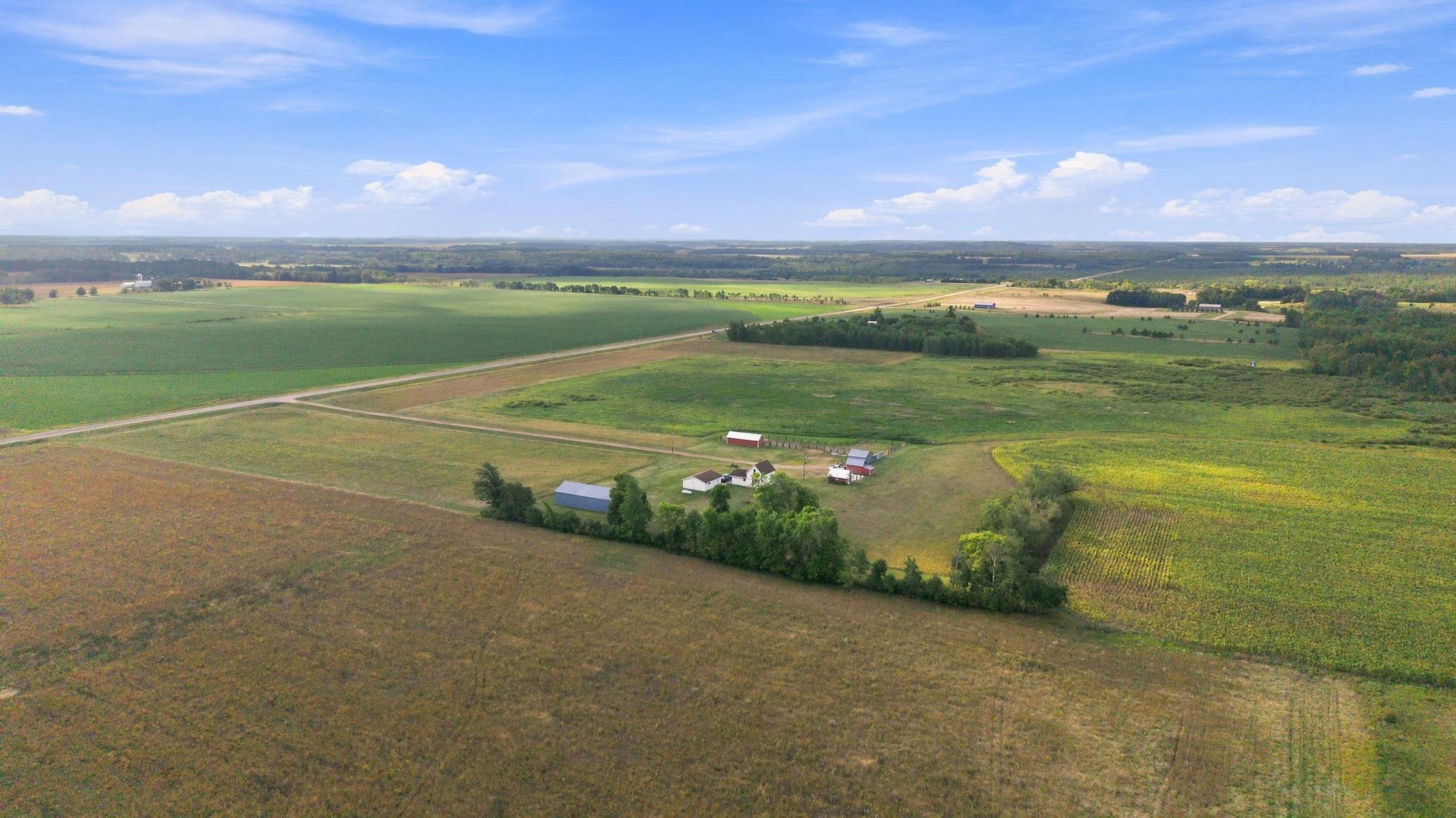34473 County Highway 143 Property Photo 2