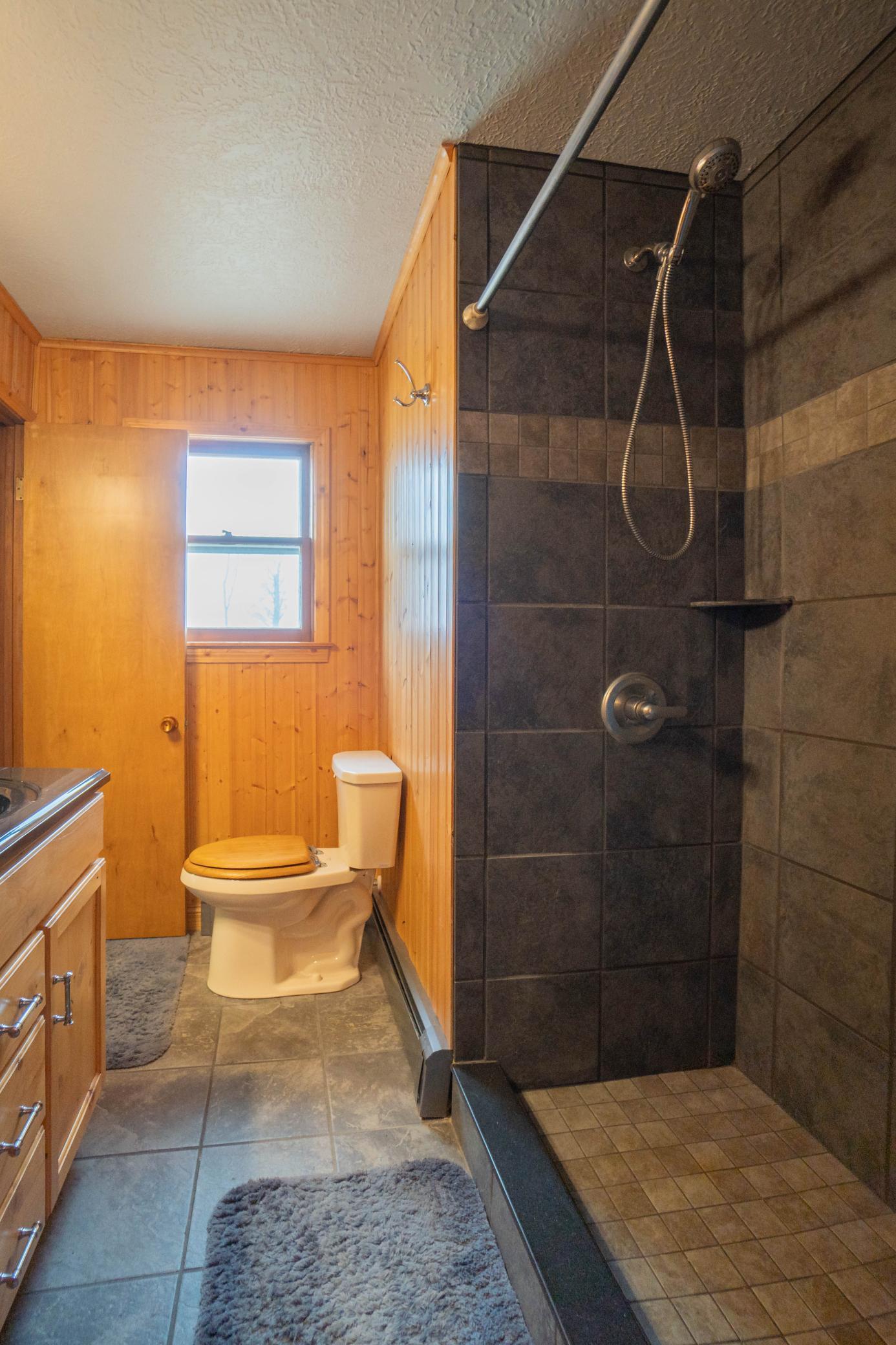 34473 County Highway 143 Property Photo 29