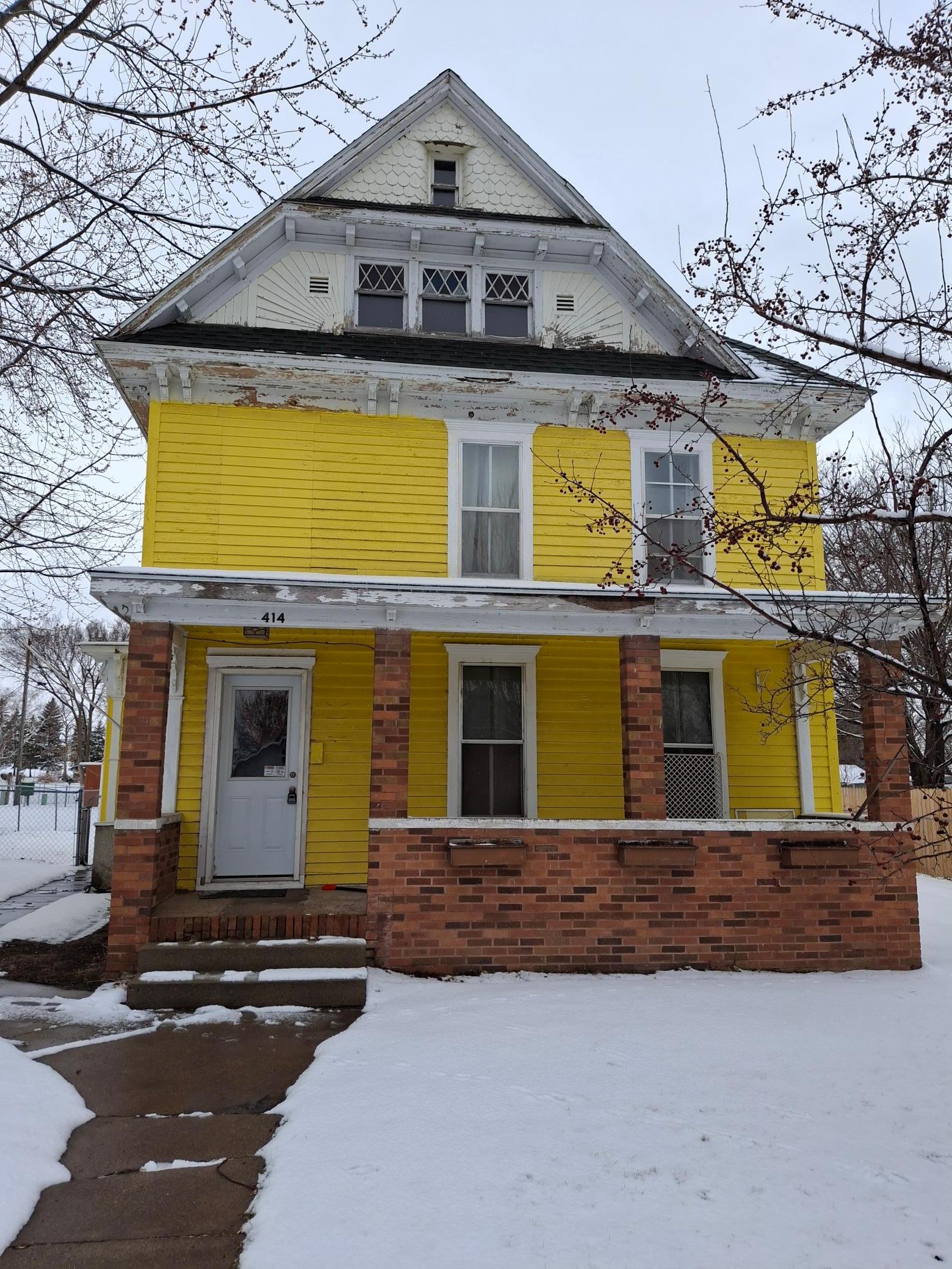 414 Maple Street Property Photo 1
