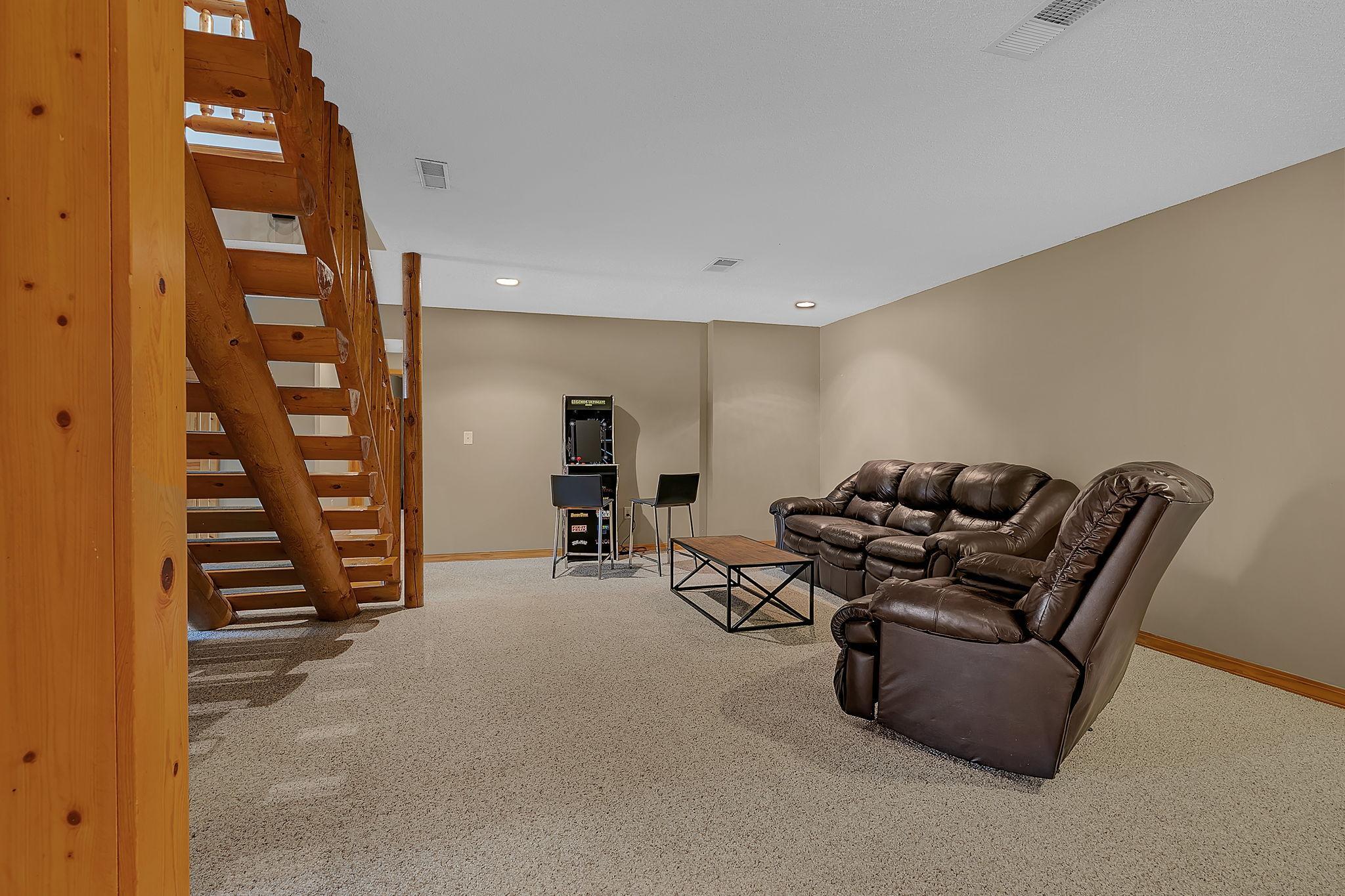 20368 Edgehill Circle Property Photo 29