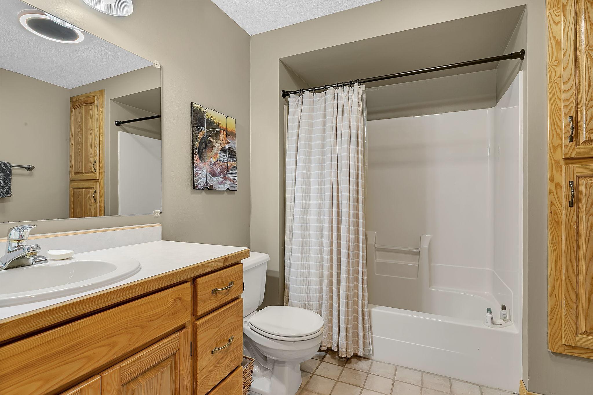 20368 Edgehill Circle Property Photo 32