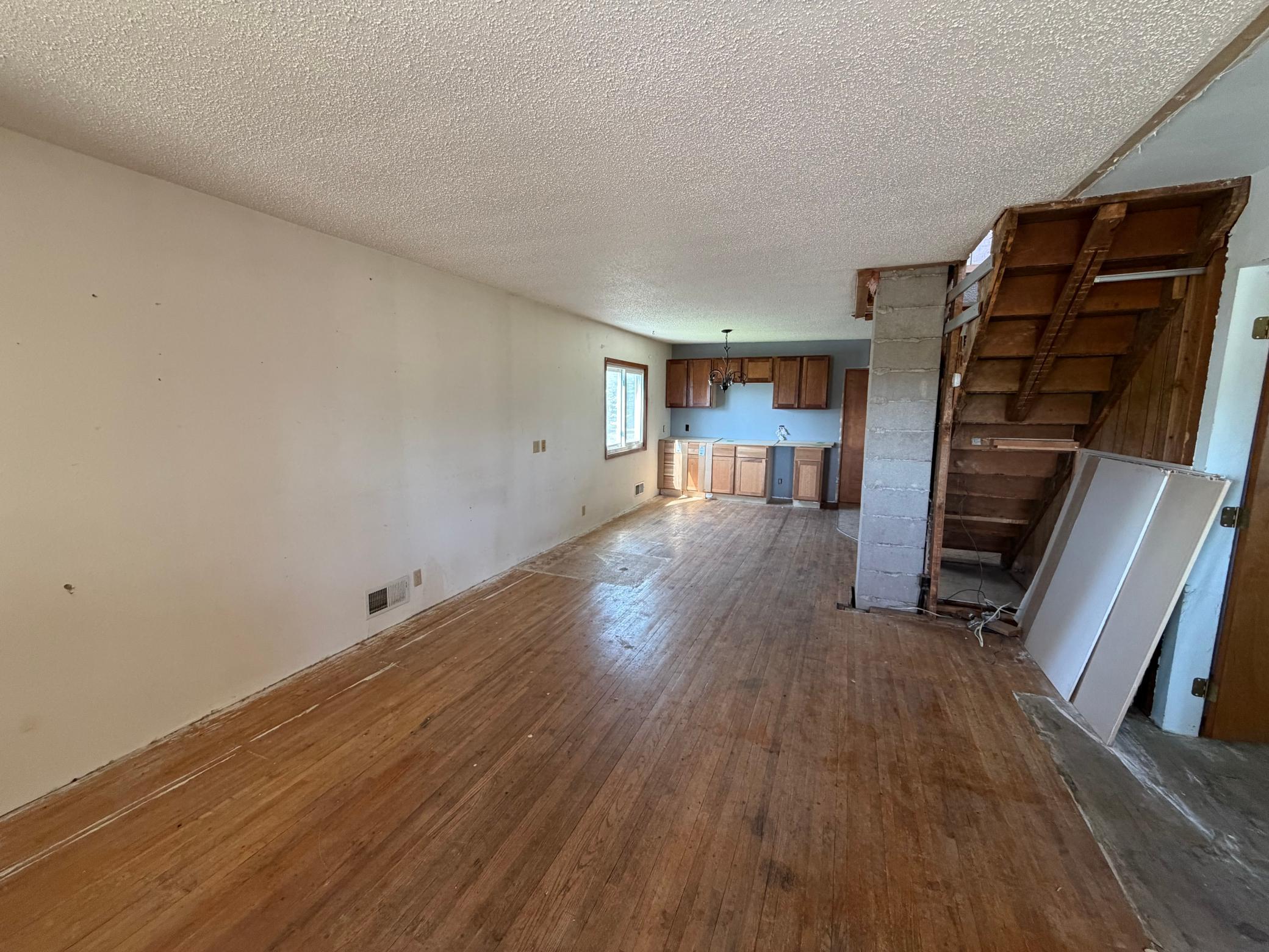736 Cedar Avenue Property Photo 6