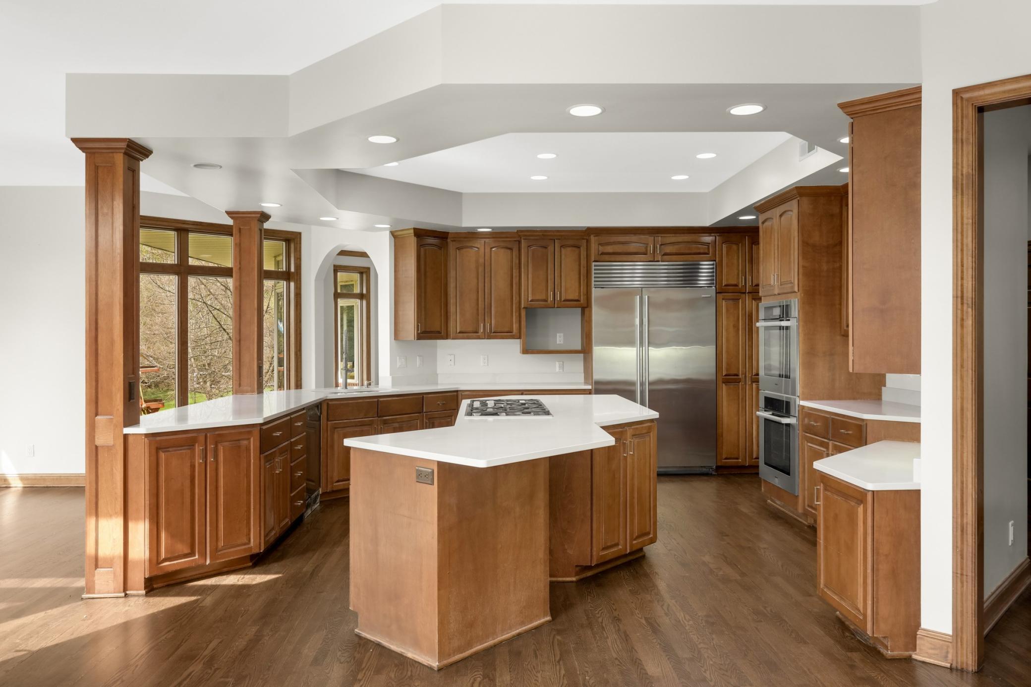 2437 Sunset Court Property Photo 25