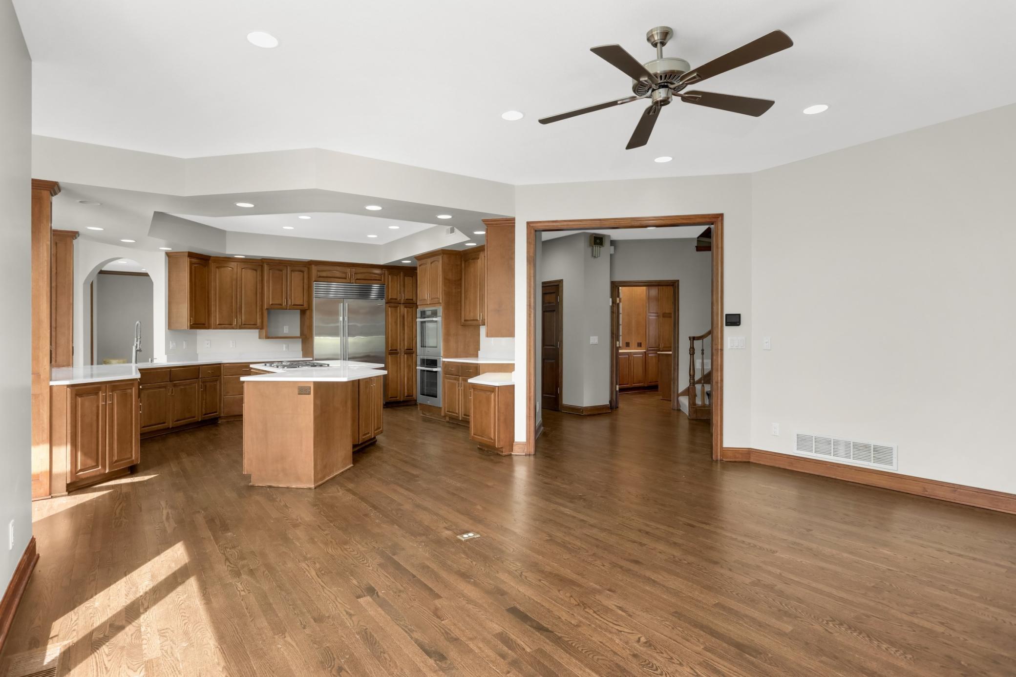 2437 Sunset Court Property Photo 29