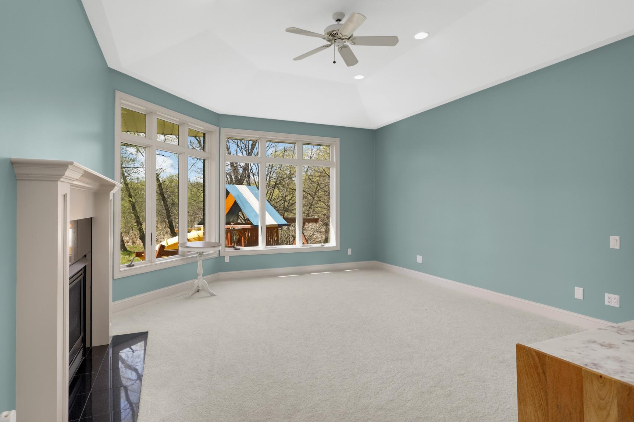 2437 Sunset Court Property Photo 33