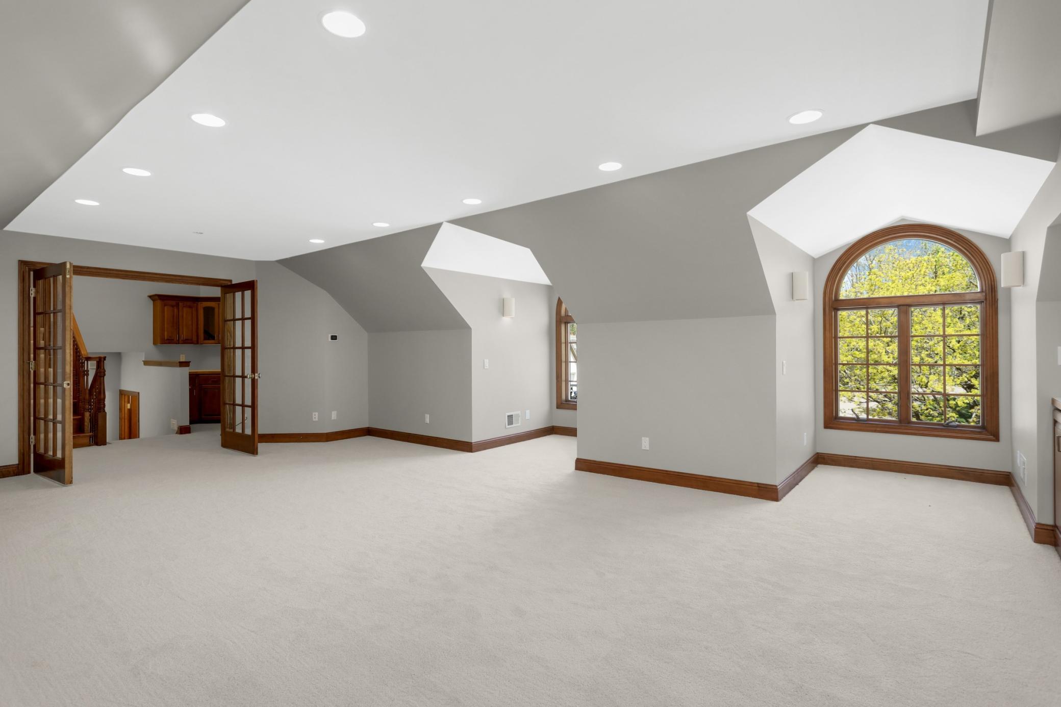 2437 Sunset Court Property Photo 42