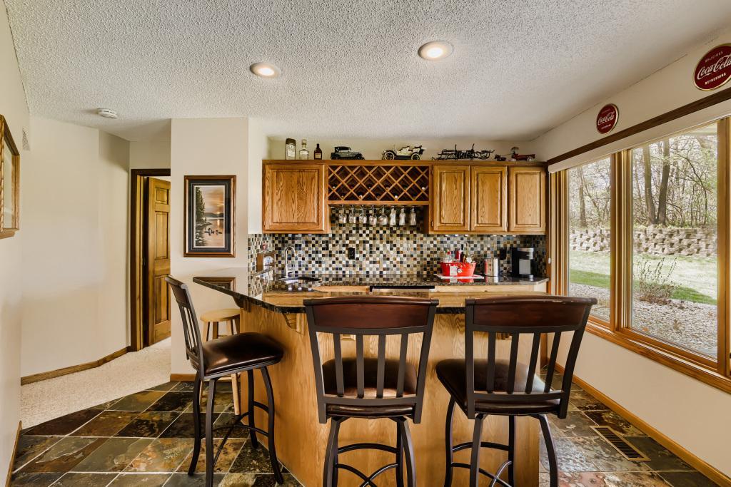 18130 Robinson Circle Property Photo 5