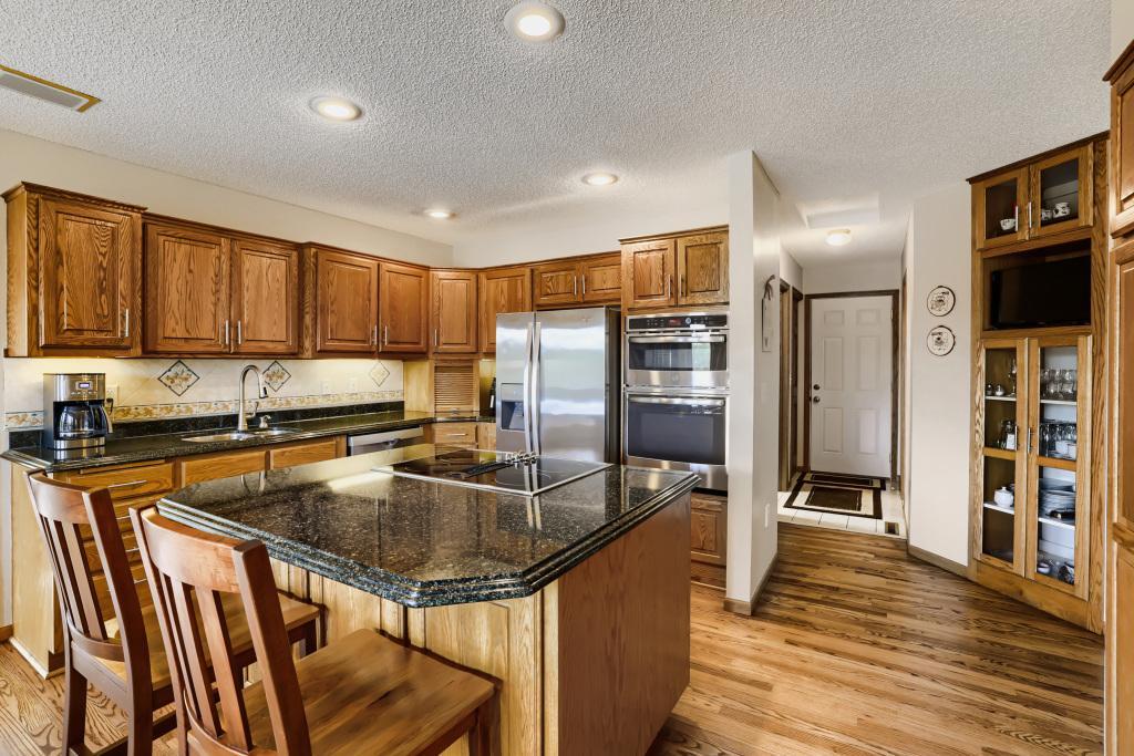 18130 Robinson Circle Property Photo 6
