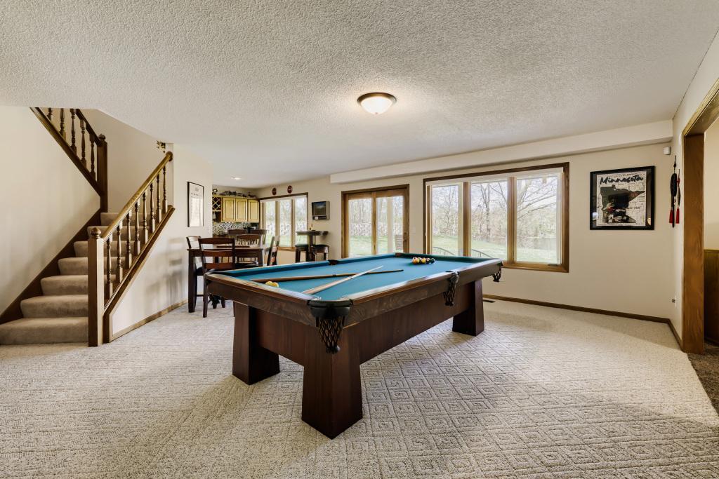 18130 Robinson Circle Property Photo 9