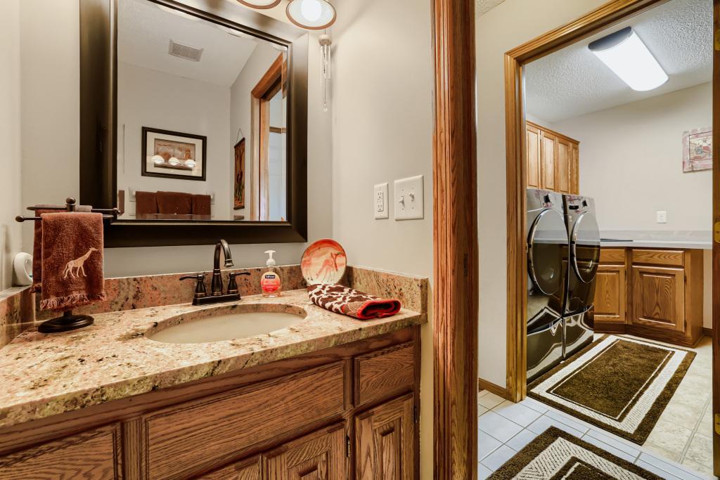 18130 Robinson Circle Property Photo 24