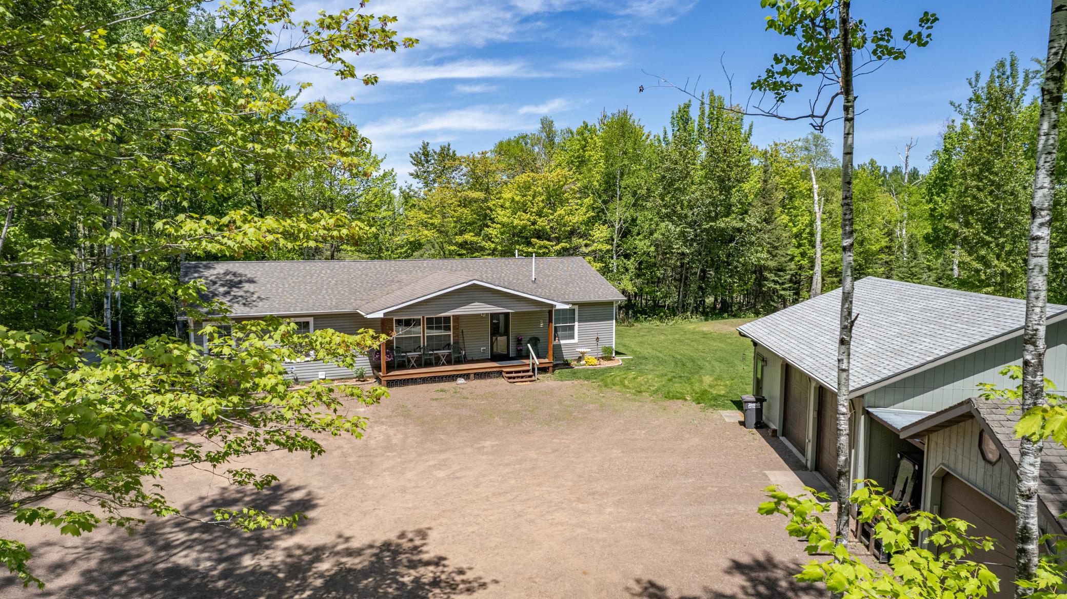 7282 Blackberry Lane Property Photo 4