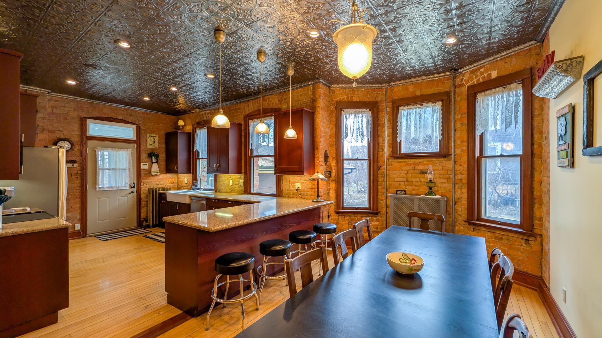 310 N Washington Avenue Property Photo 14