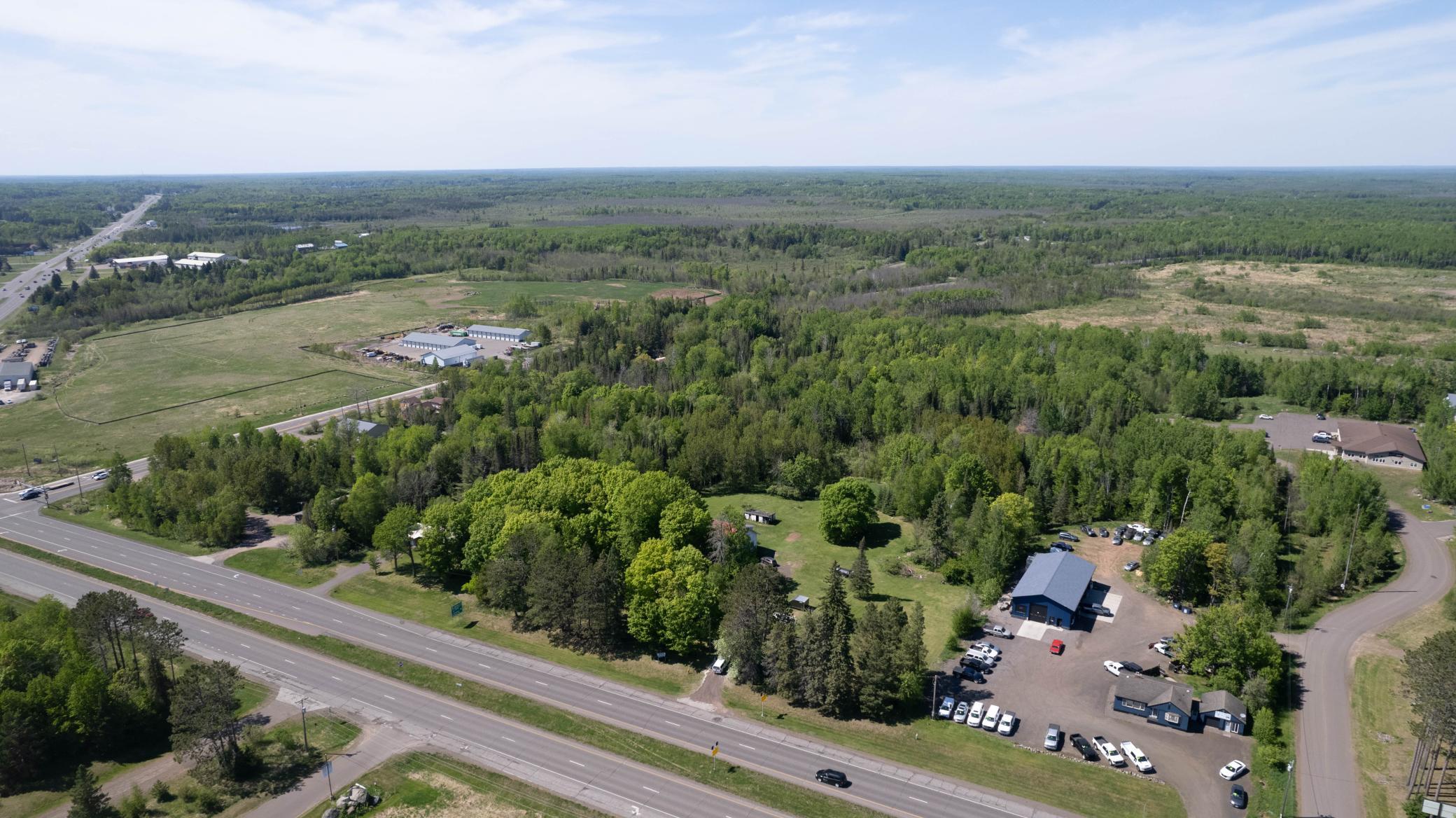 5265 Miller Trunk Highway Property Photo 6