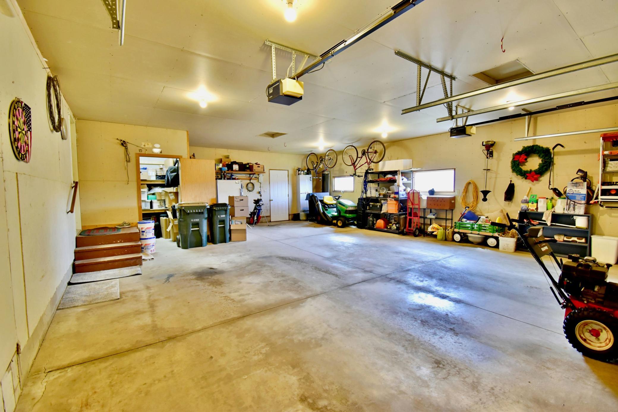 500 Hickman Drive Property Photo 10