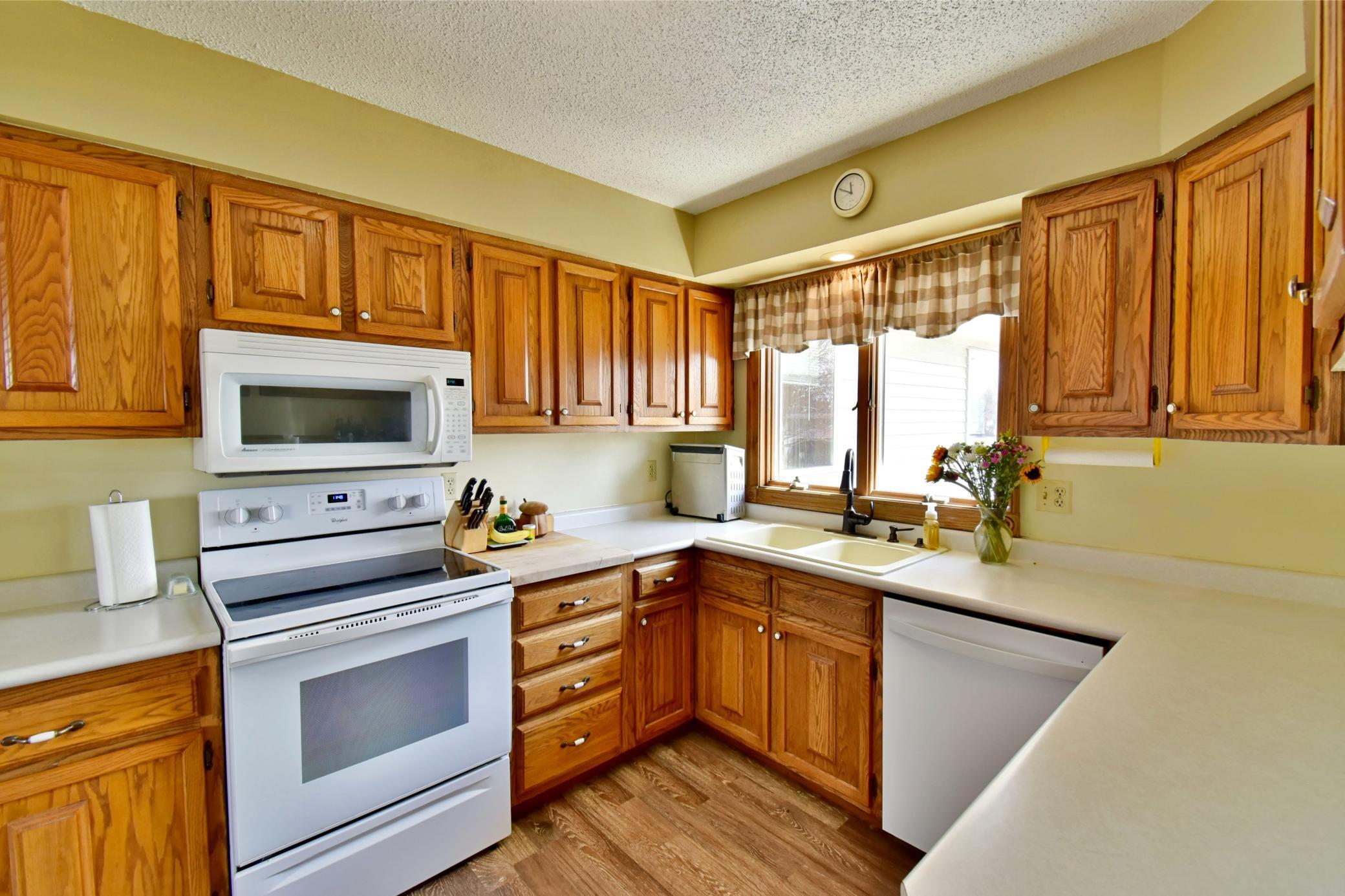 500 Hickman Drive Property Photo 18