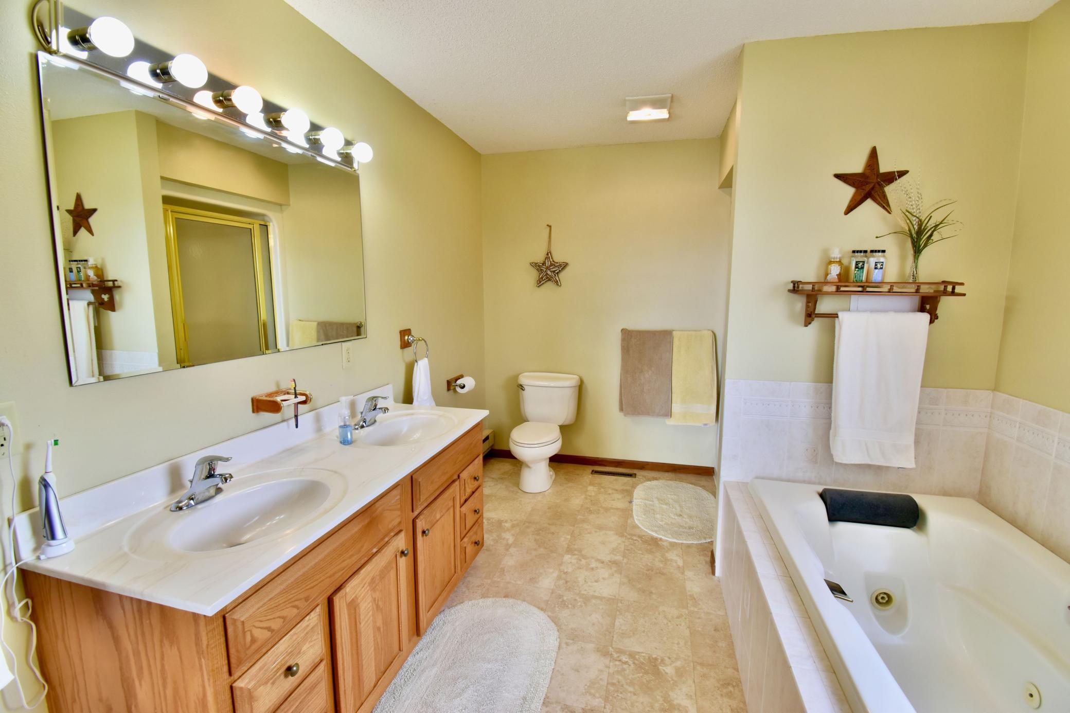 500 Hickman Drive Property Photo 28