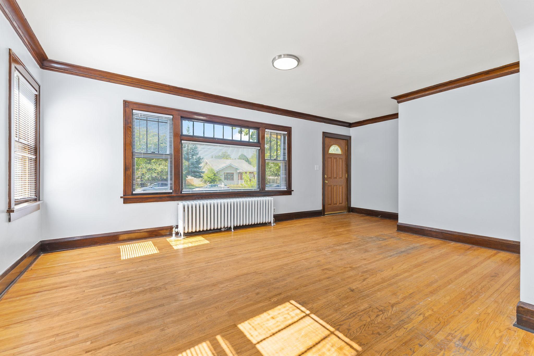3847 Cedar Avenue S Property Photo 8