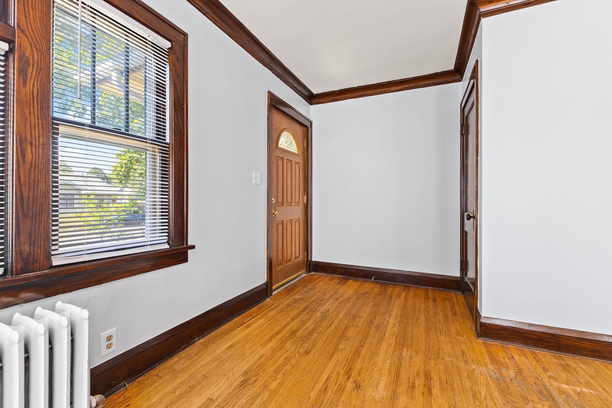3847 Cedar Avenue S Property Photo 9