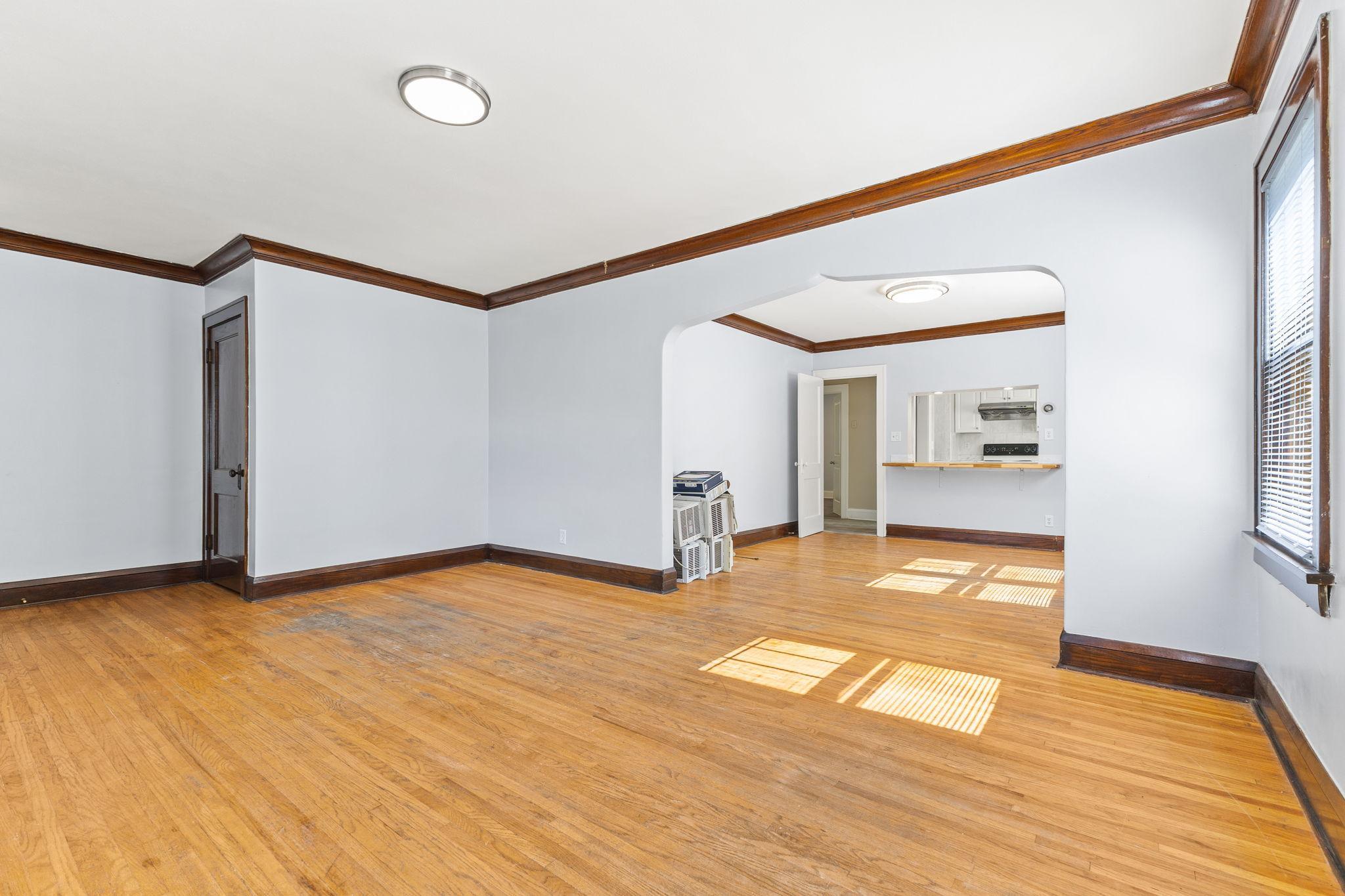 3847 Cedar Avenue S Property Photo 11