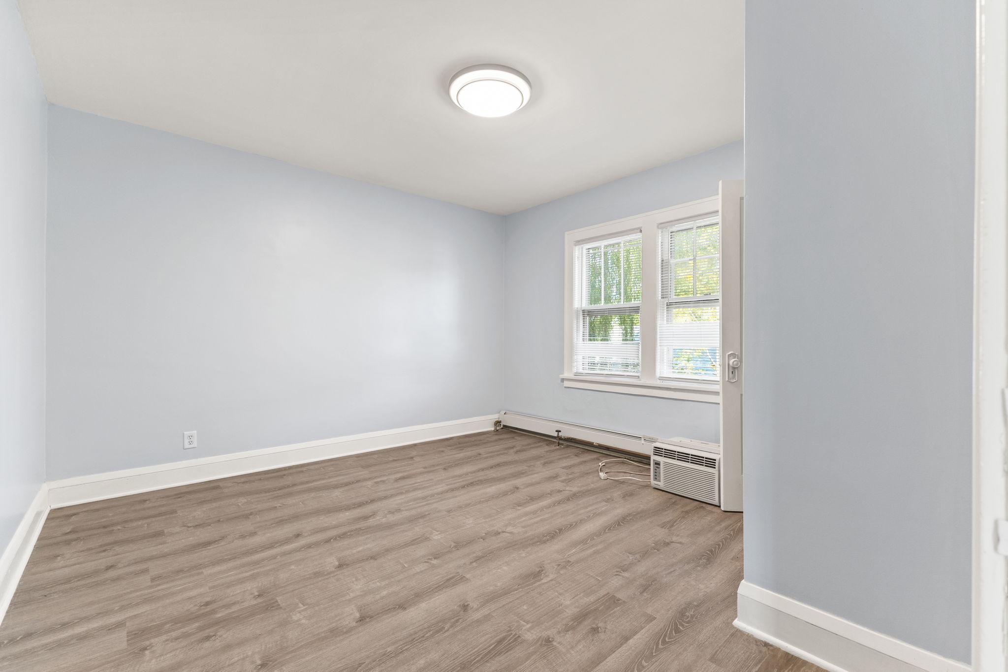 3847 Cedar Avenue S Property Photo 24