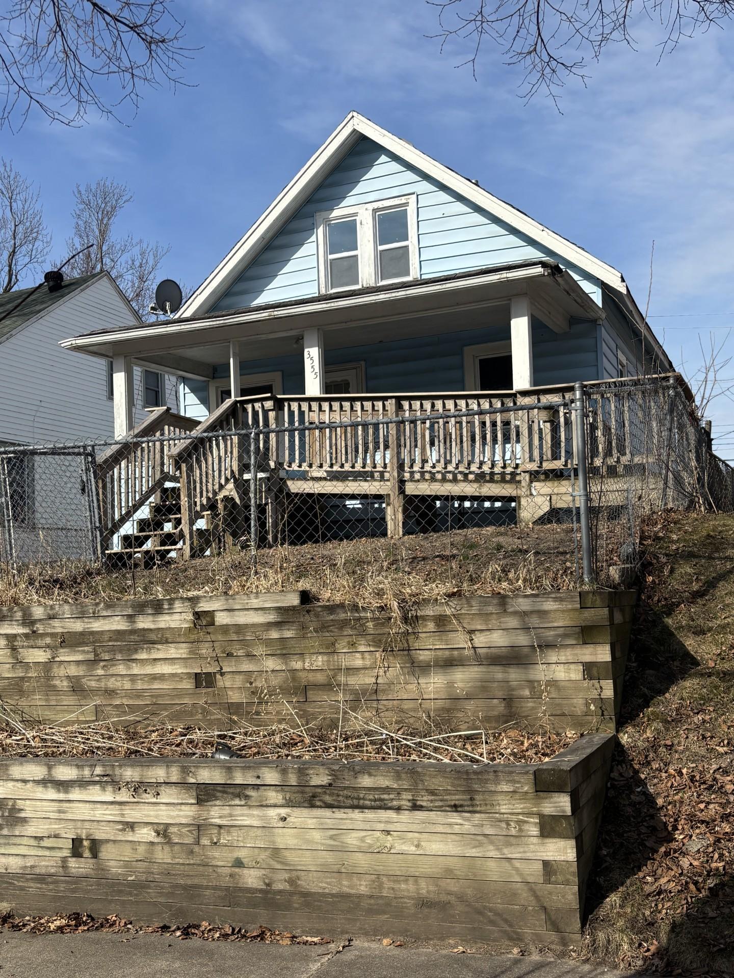 3555 Thomas Avenue N Property Photo 1