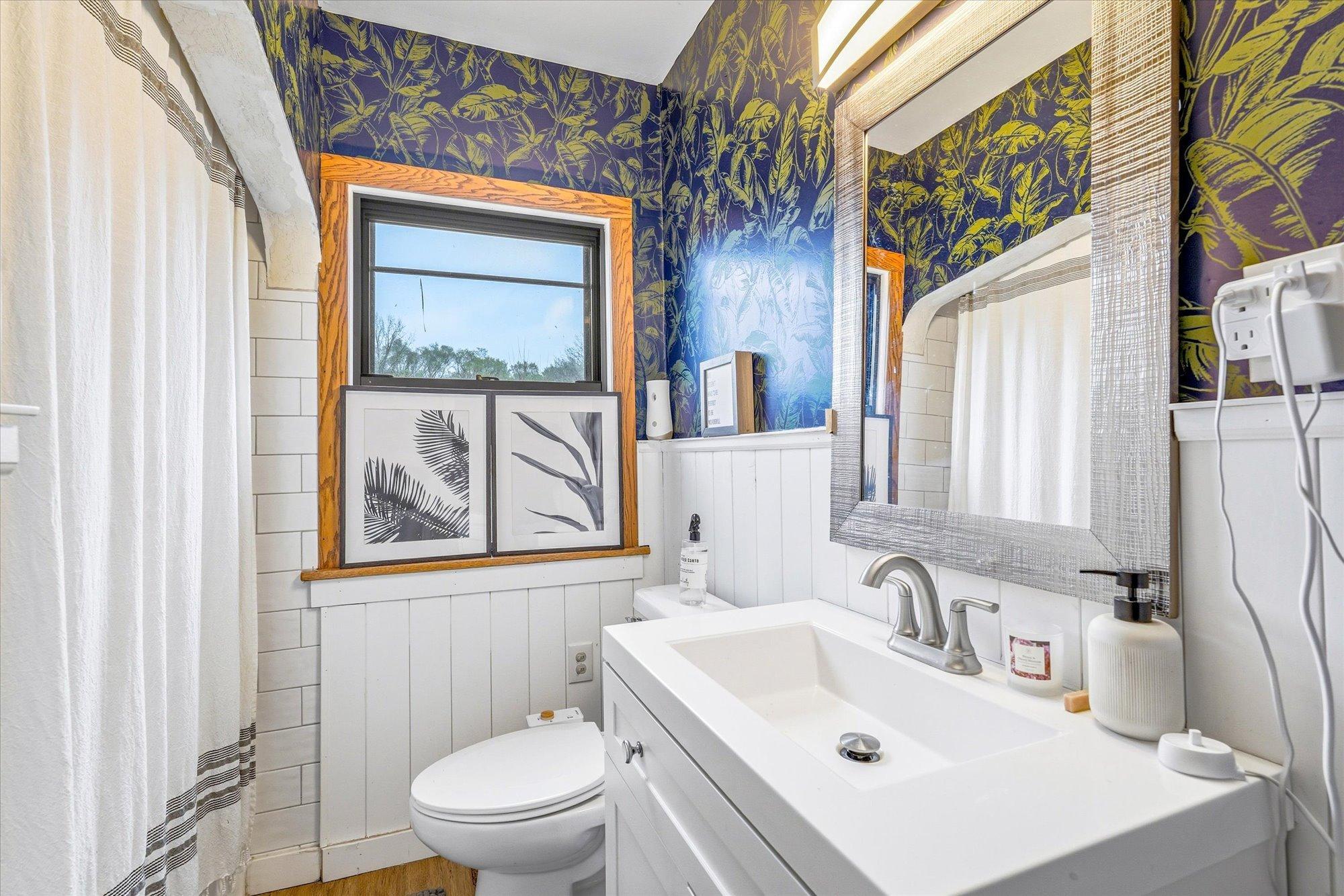 2533 Snelling Curve Property Photo 19