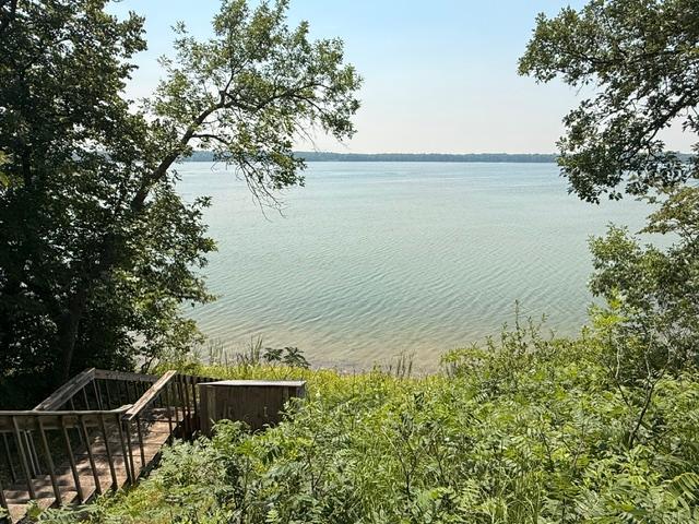 41881 Sugar Maple Drive Property Photo 3
