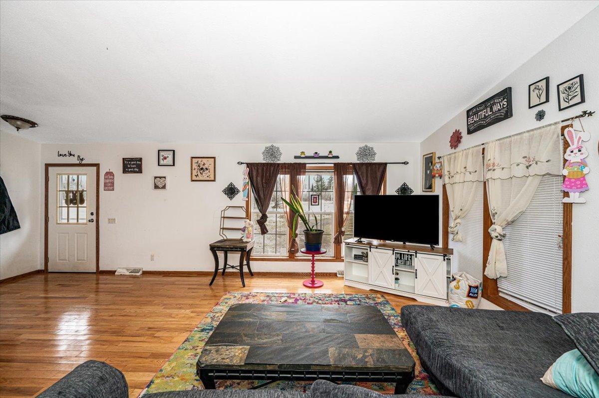 4381 Highway 73 Property Photo 2