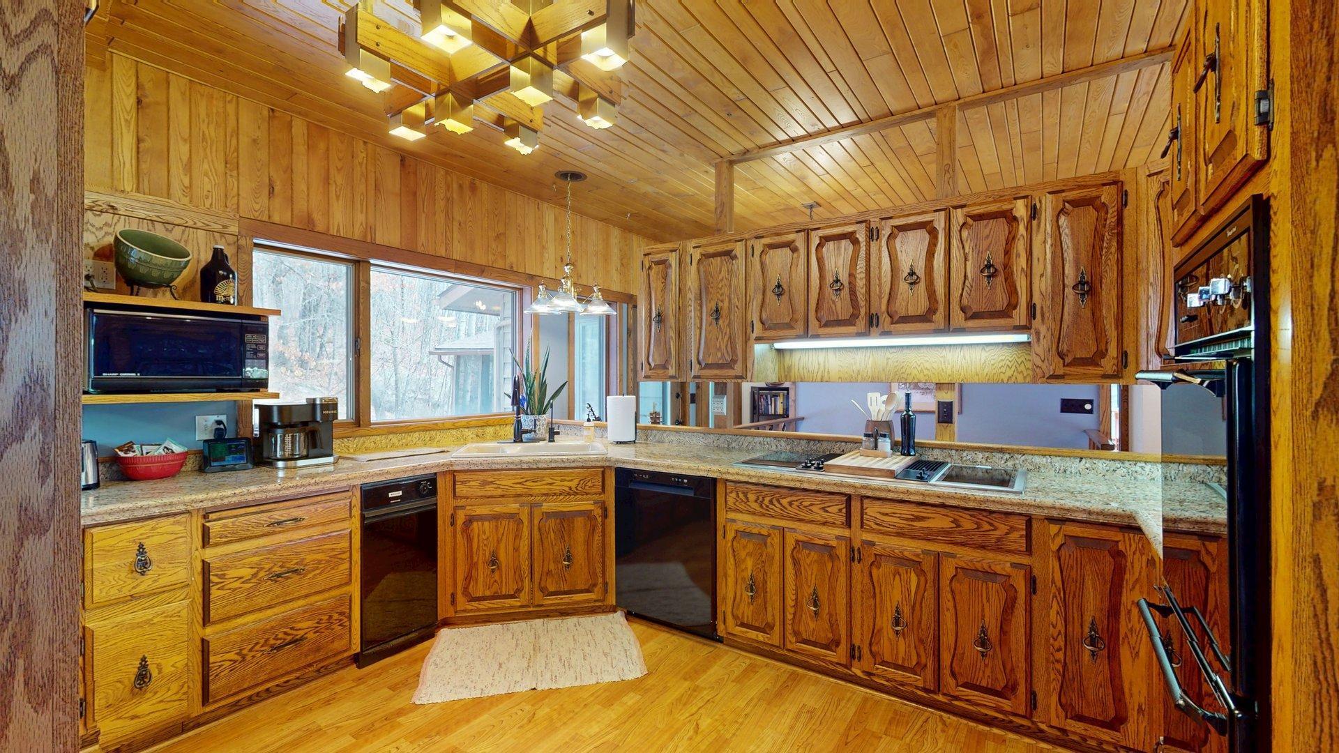 10597 Highway 23 Property Photo 12