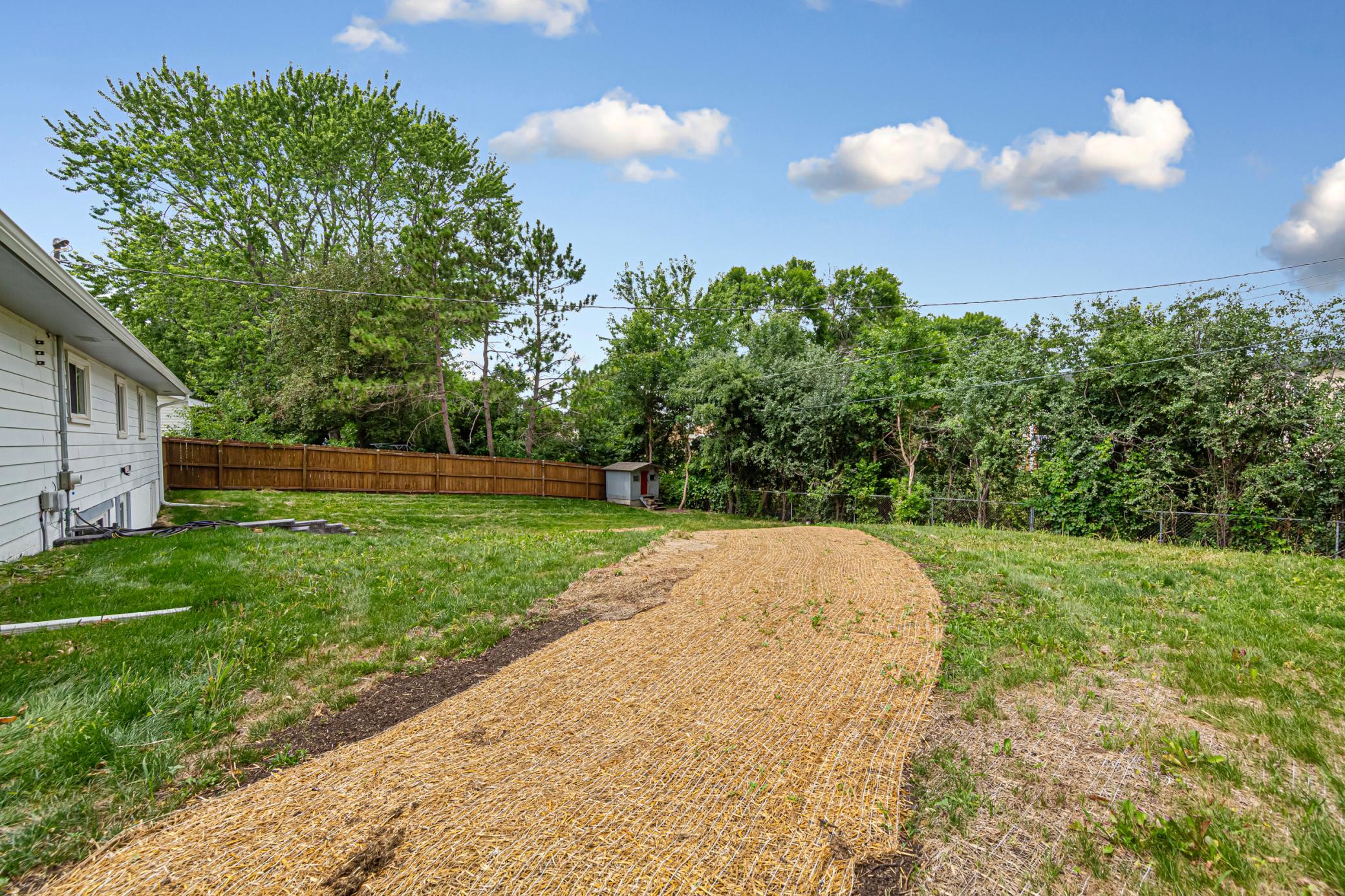 2033 Bluestone Lane Property Photo 6