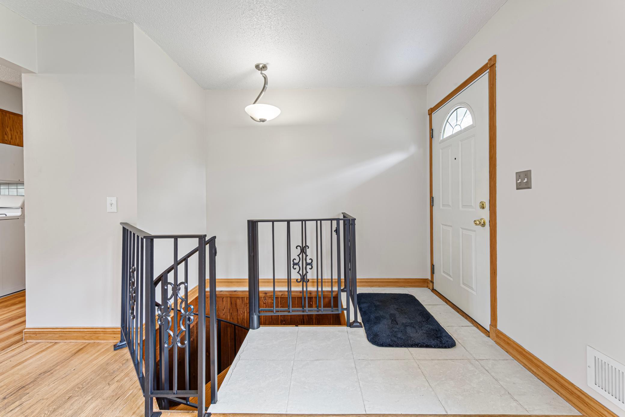 2033 Bluestone Lane Property Photo 12