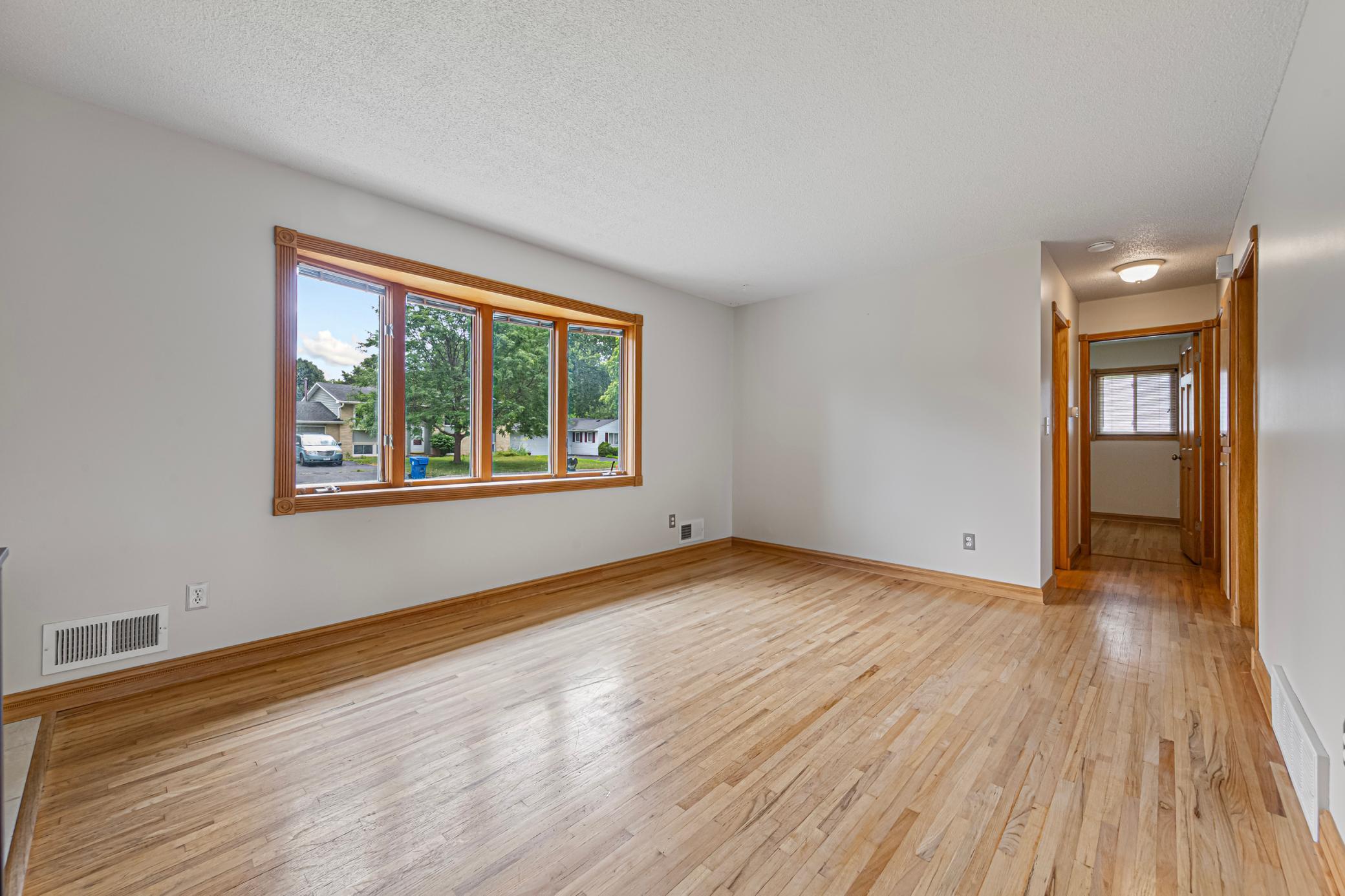2033 Bluestone Lane Property Photo 14