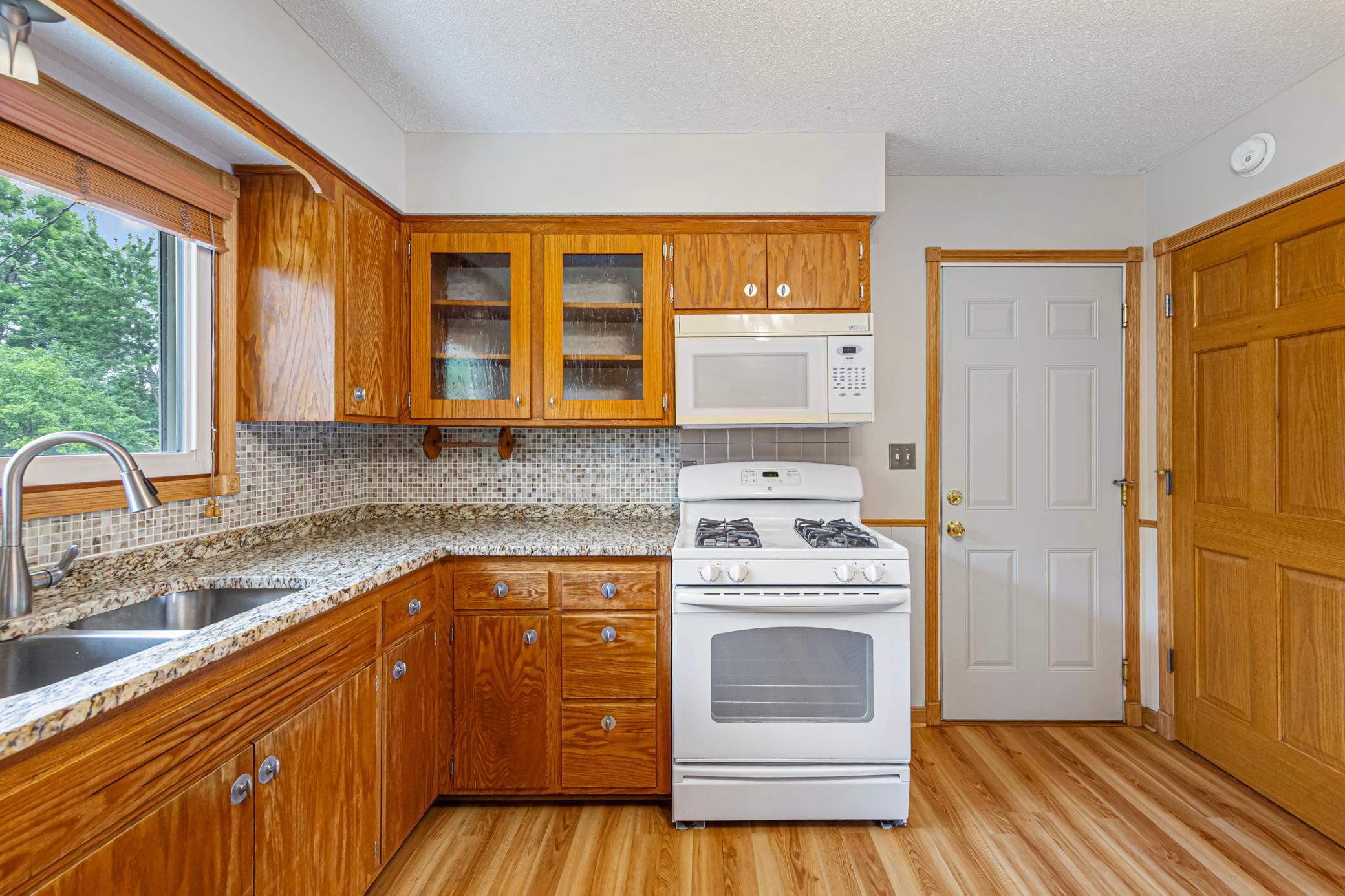 2033 Bluestone Lane Property Photo 19