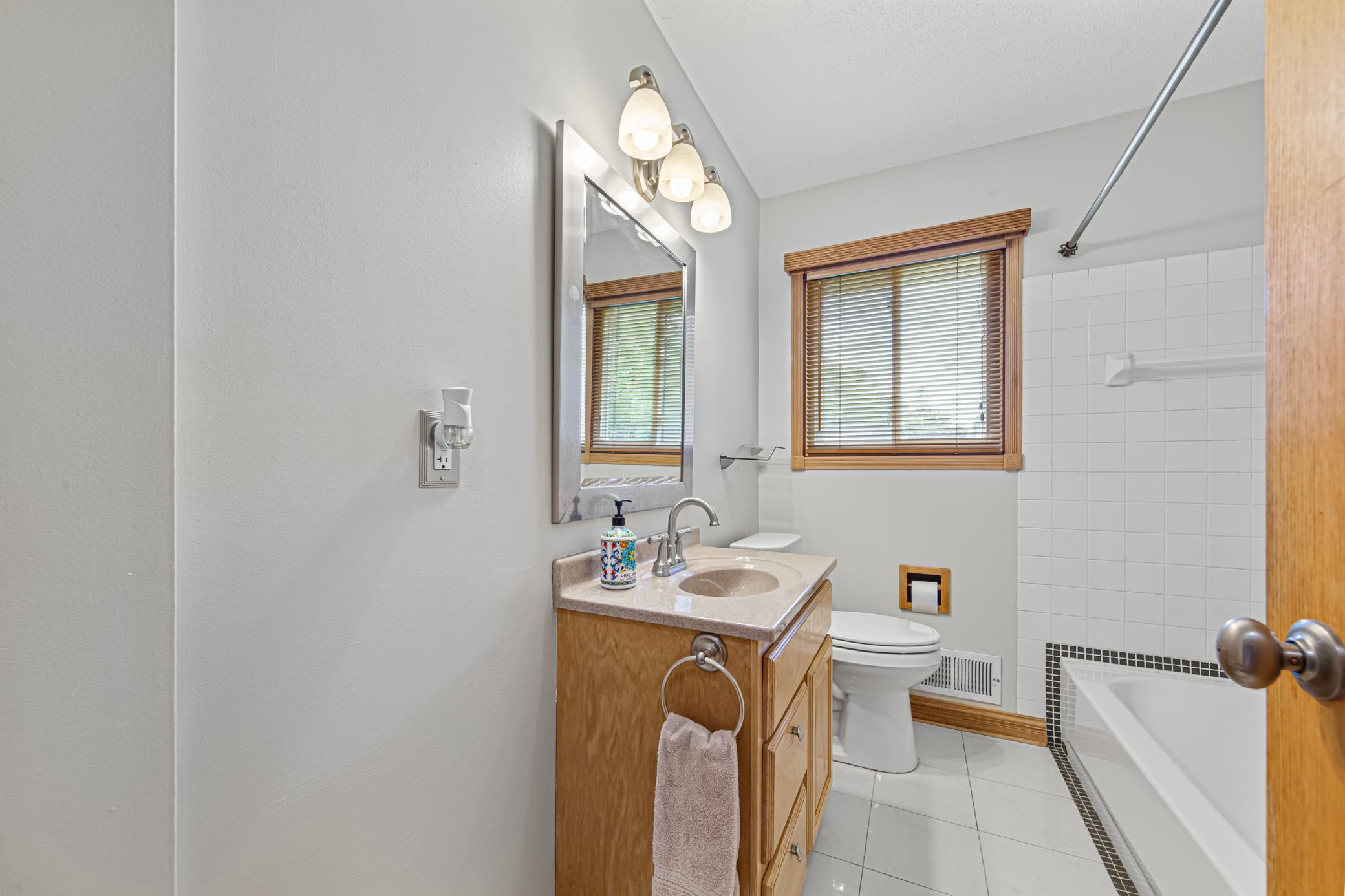 2033 Bluestone Lane Property Photo 25