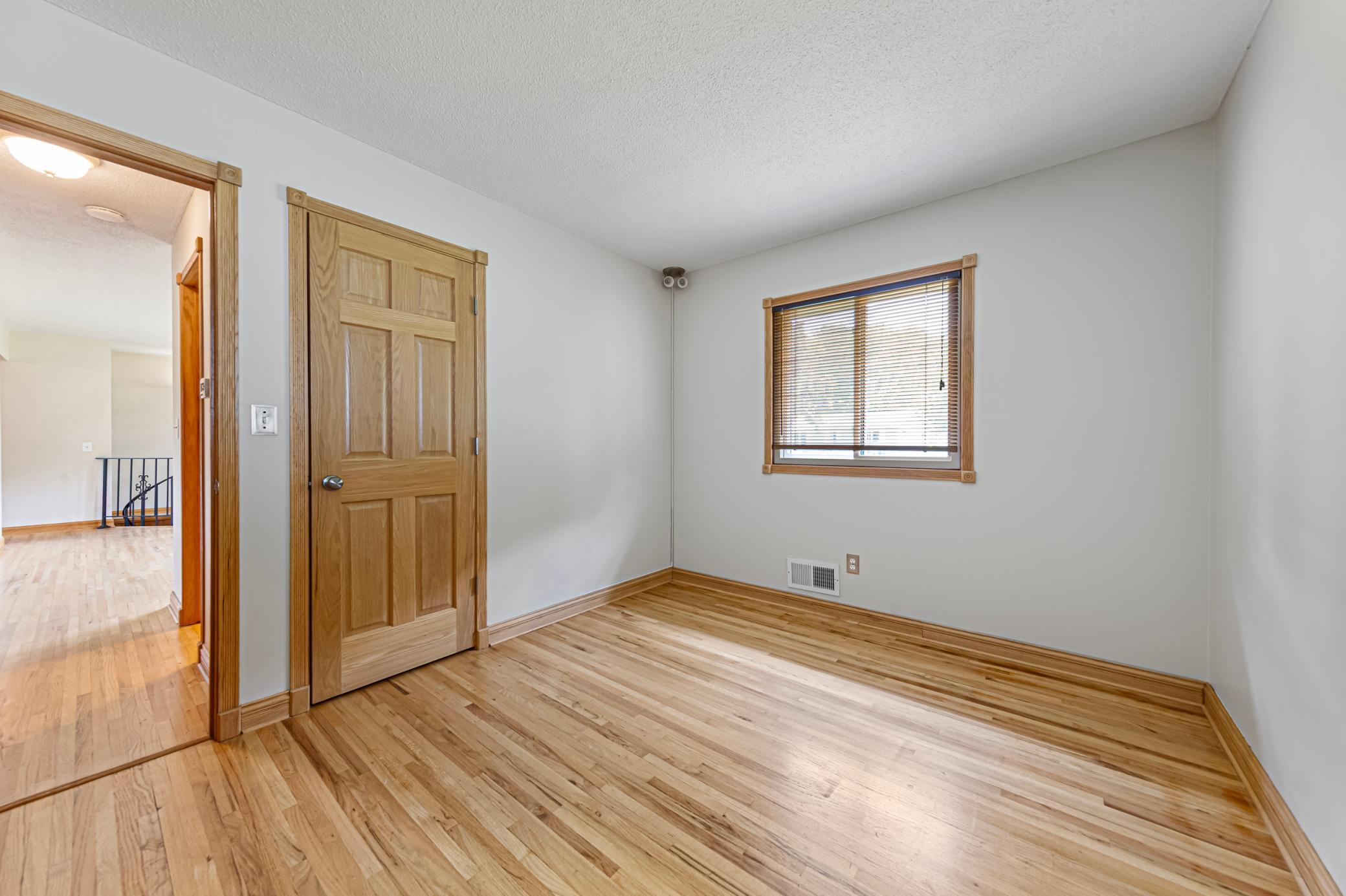 2033 Bluestone Lane Property Photo 27