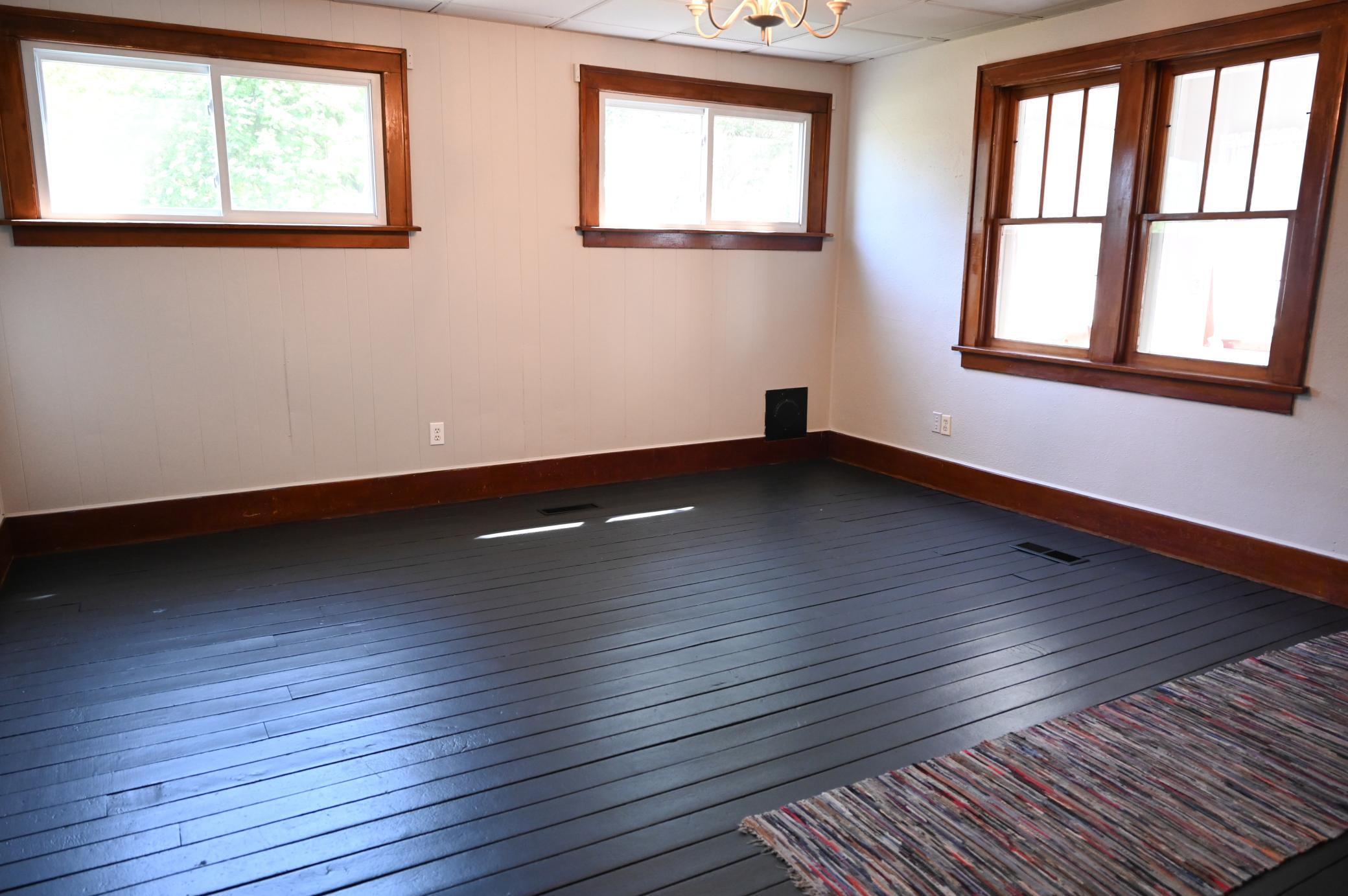 111 E Elm Avenue Property Photo 11