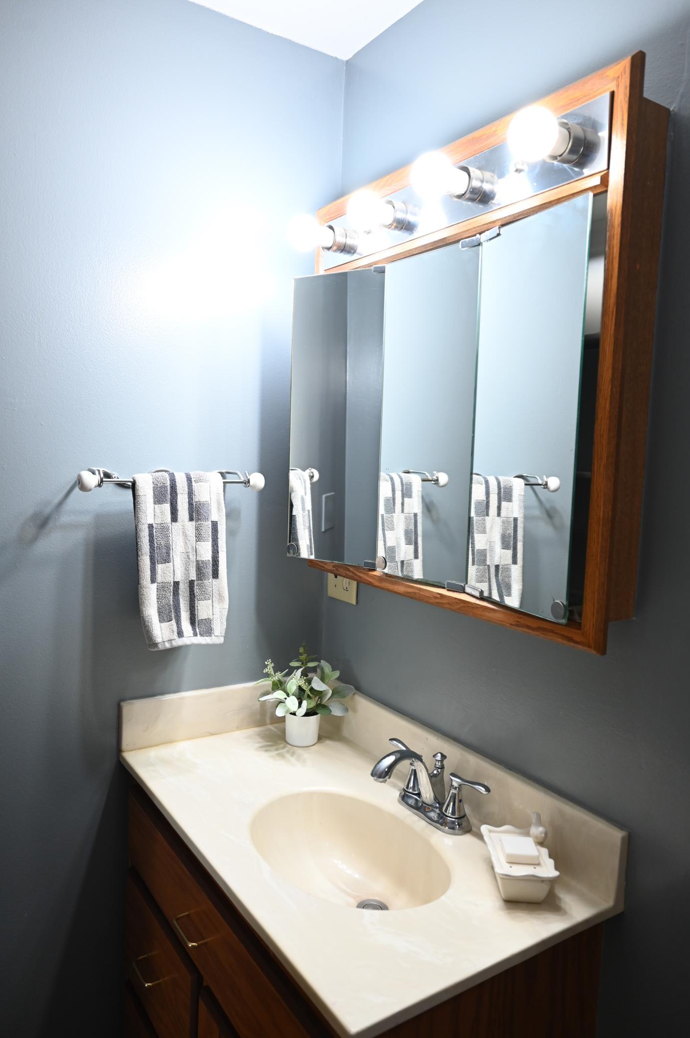 111 E Elm Avenue Property Photo 18