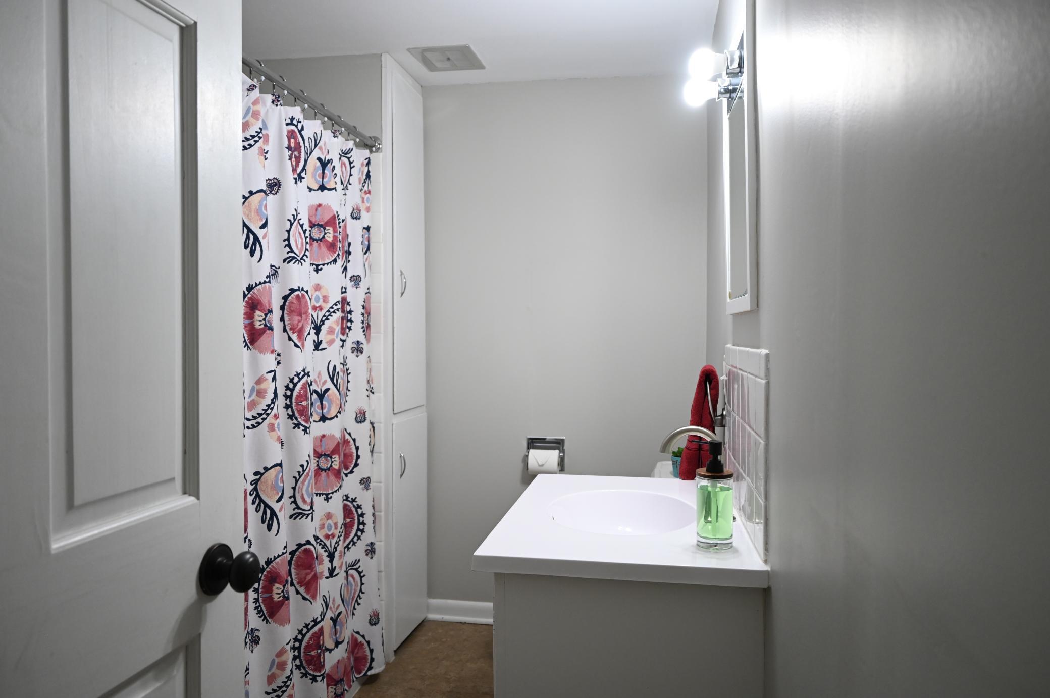 111 E Elm Avenue Property Photo 27
