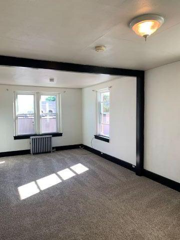221 E Walnut Street Property Photo 3