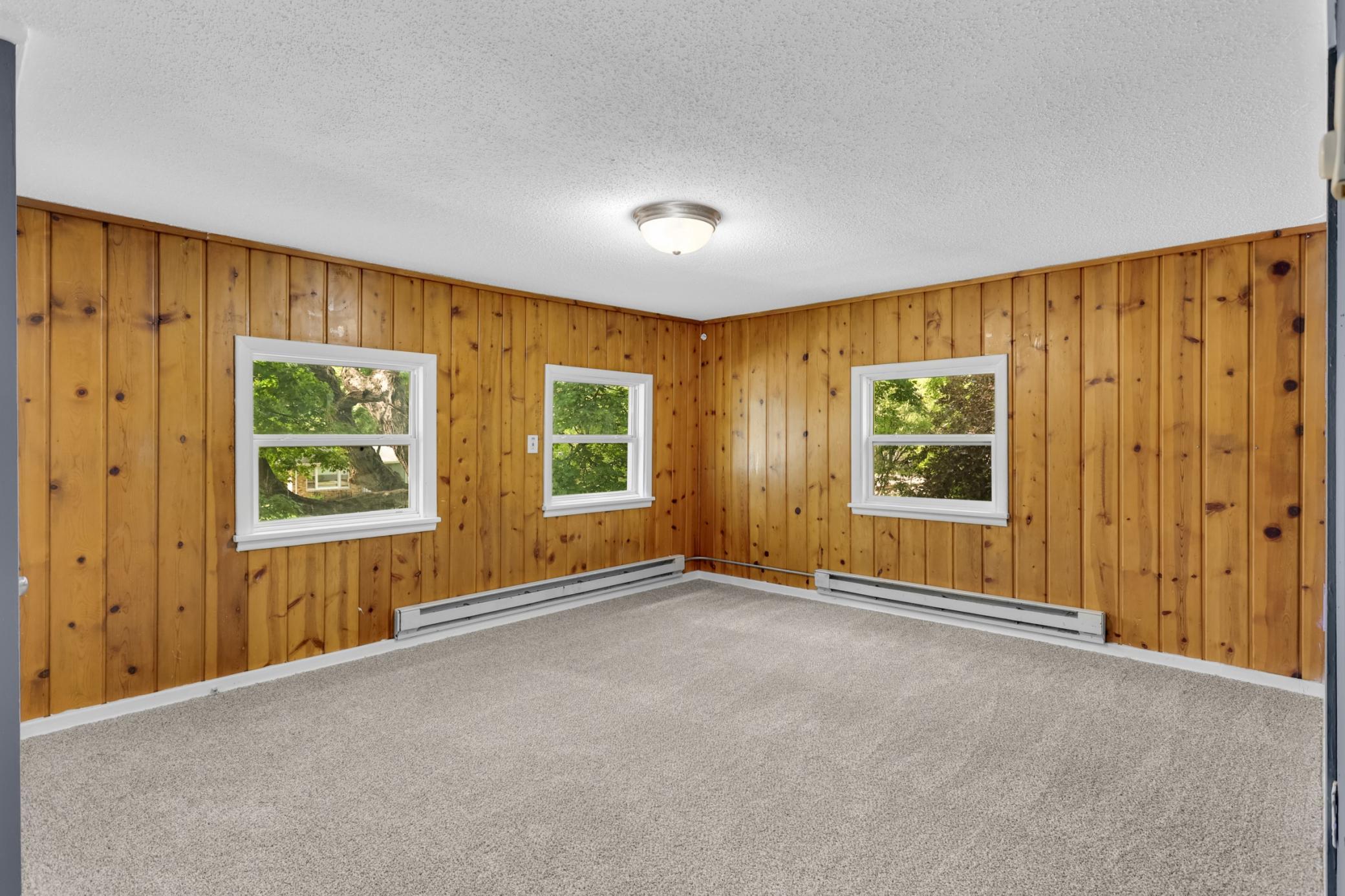 429 2nd Avenue E Property Photo 17