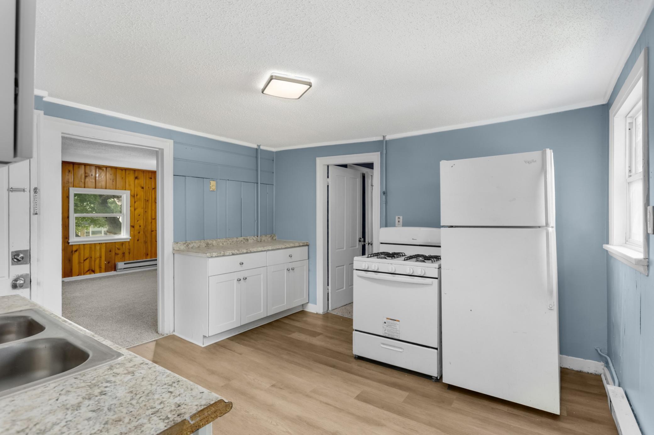 429 2nd Avenue E Property Photo 20