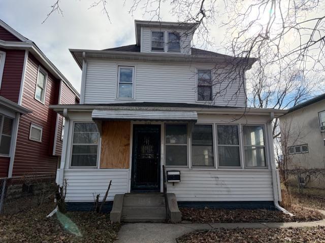 1322 Fremont Avenue N Property Photo 1