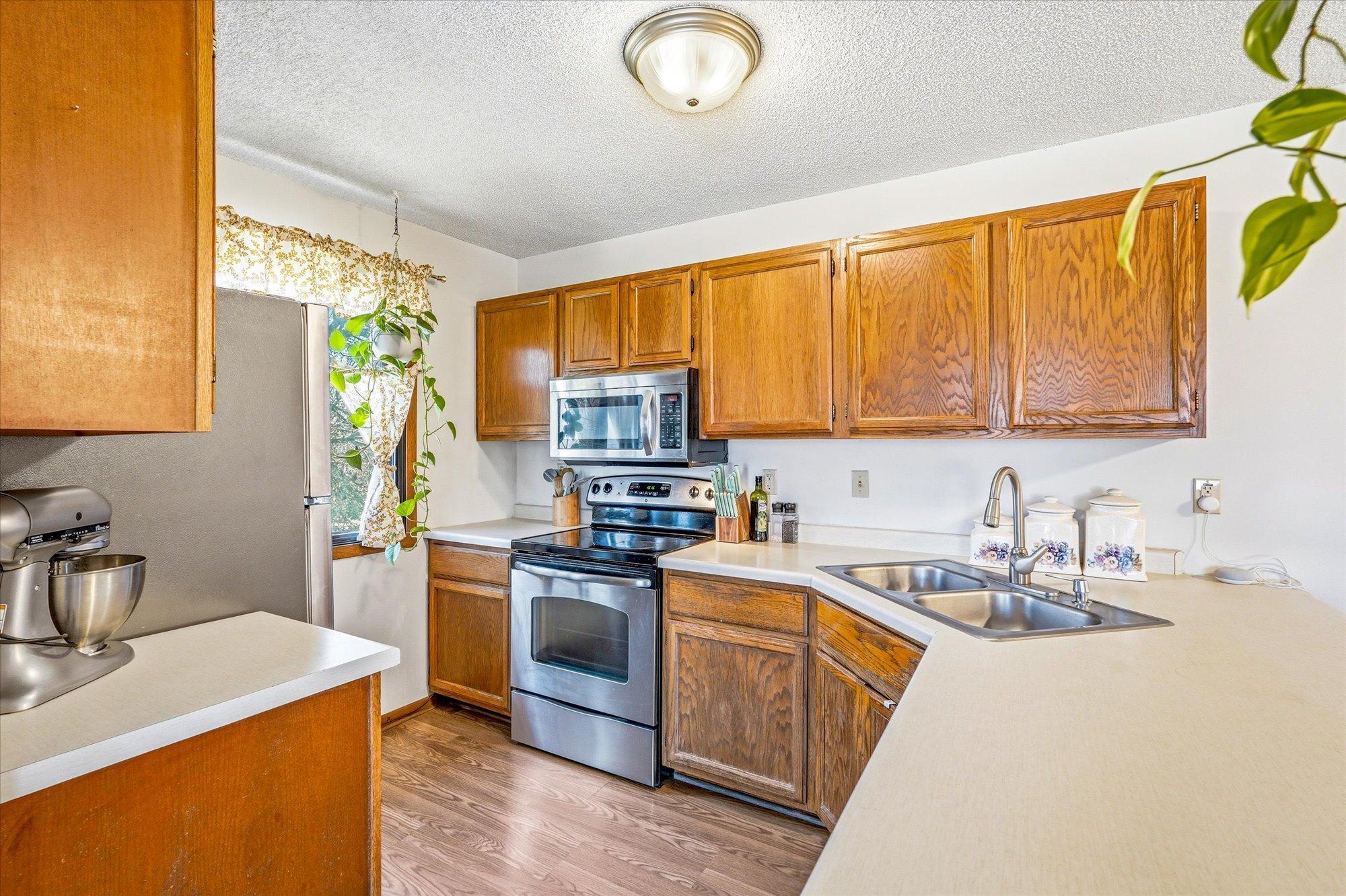 5734 Otter View Trail 18 Property Photo 10