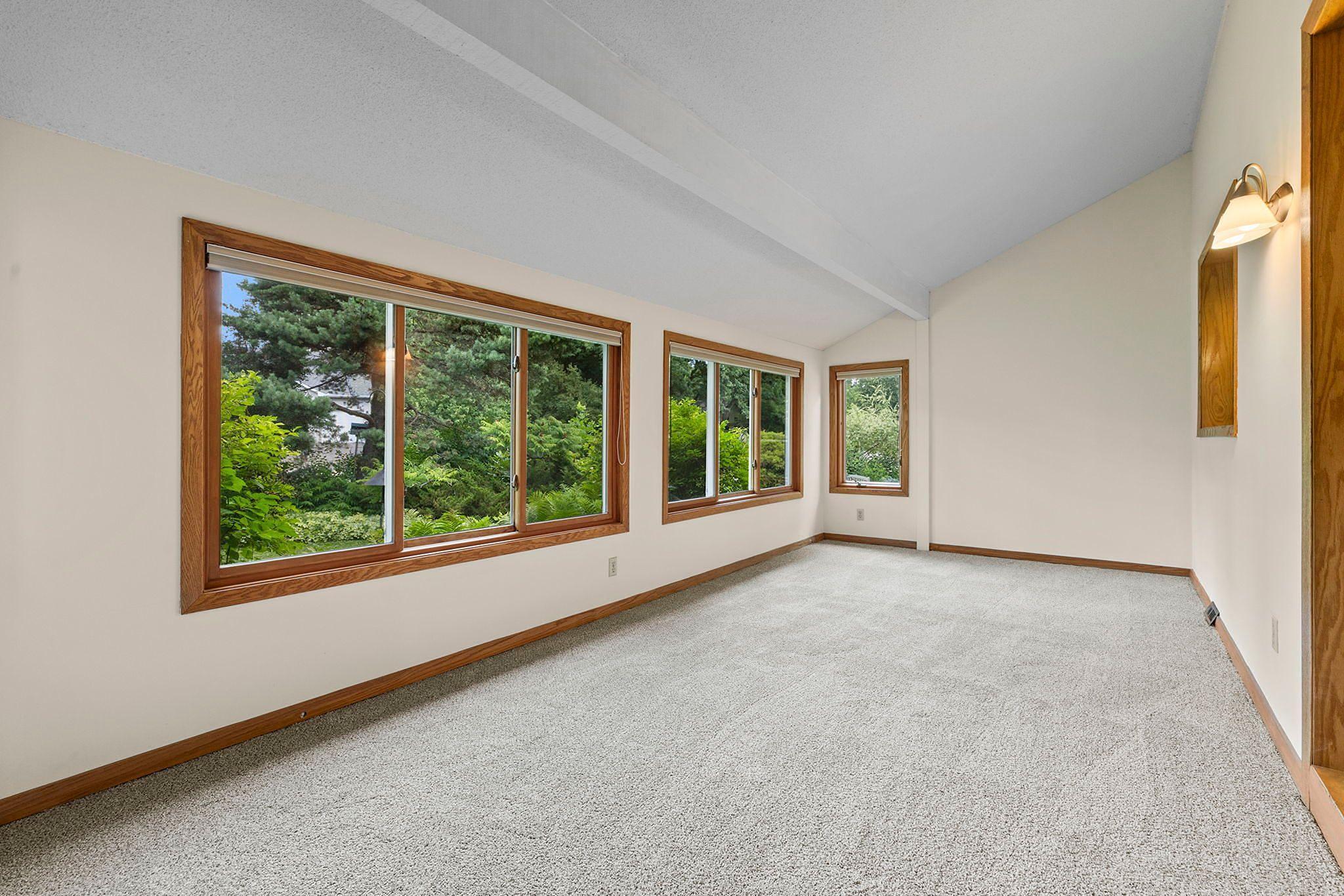 10302 Toledo Circle Property Photo 8