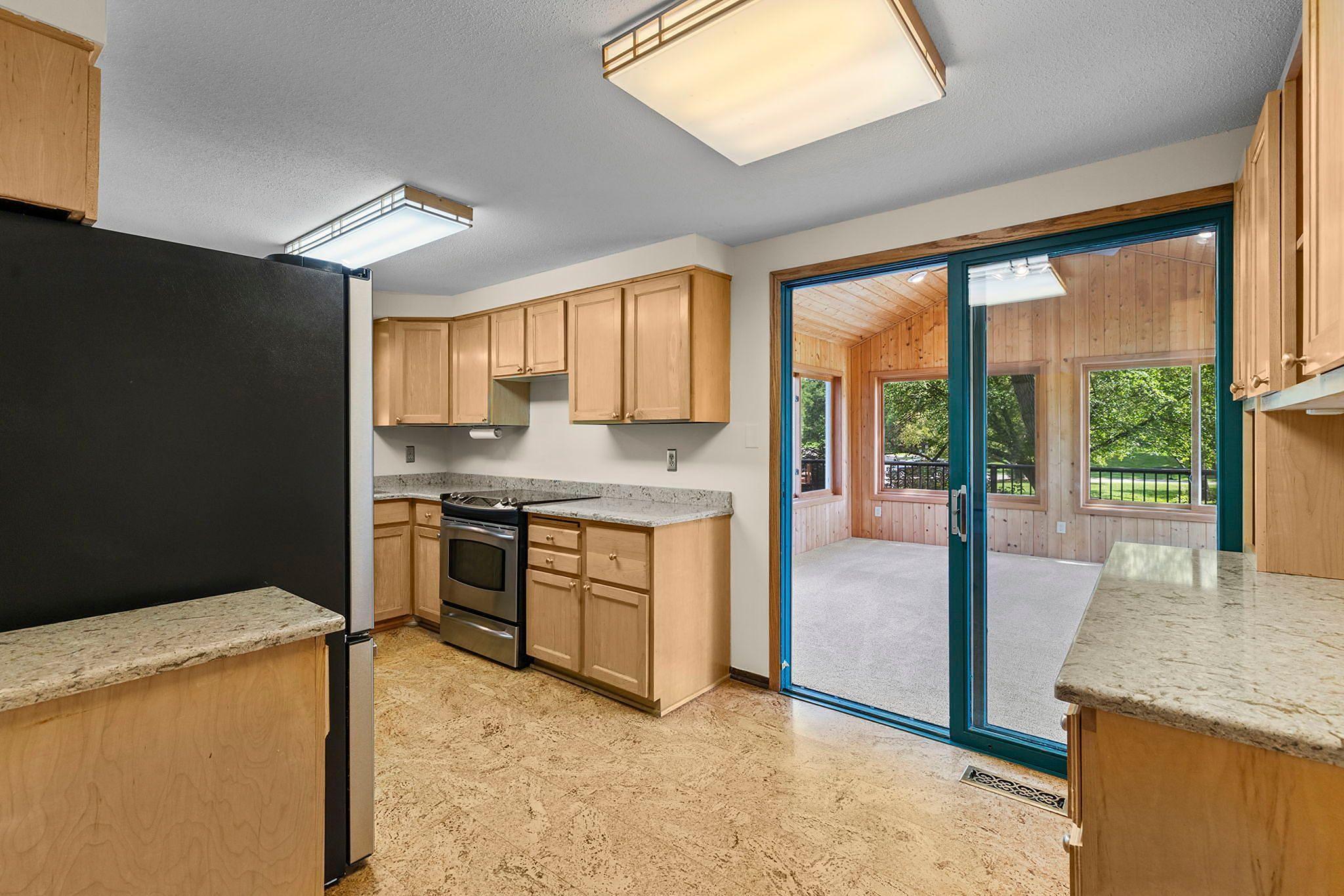 10302 Toledo Circle Property Photo 12