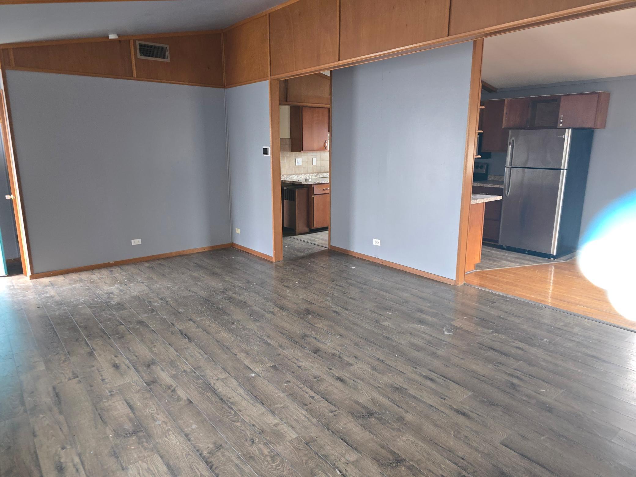 114 S 3rd Street Property Photo 4