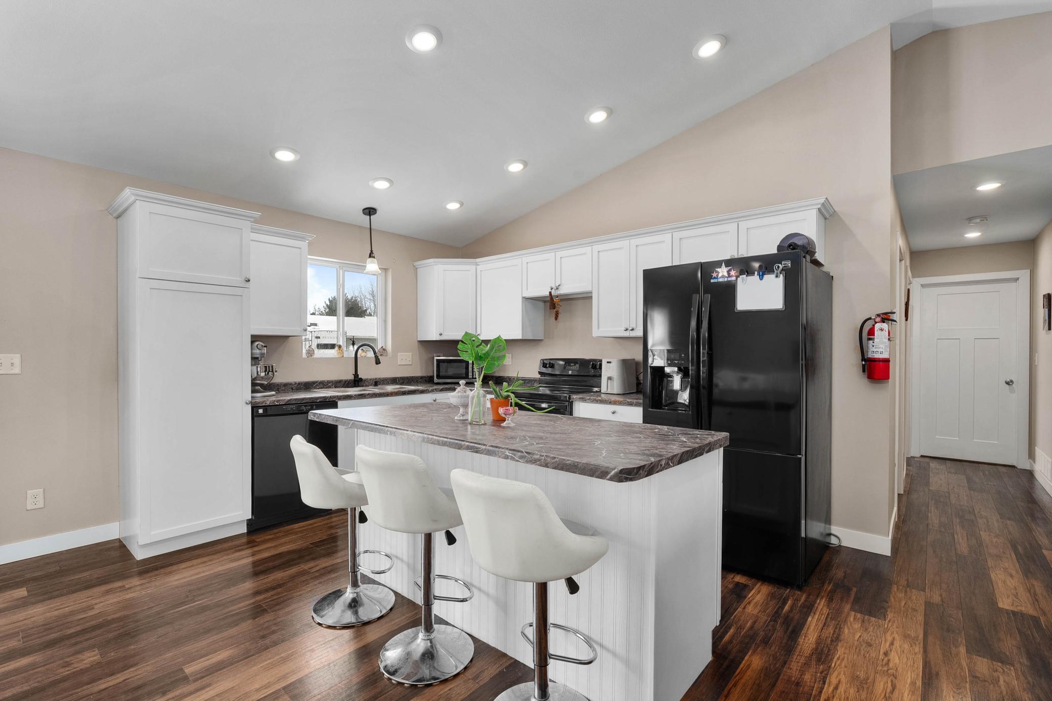 274 Nielsen Lane Property Photo 19