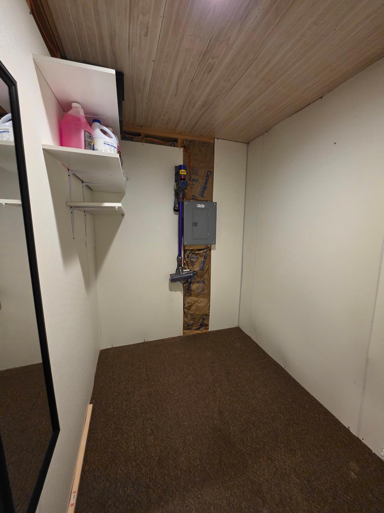 6887 Jennifer Circle Property Photo 11