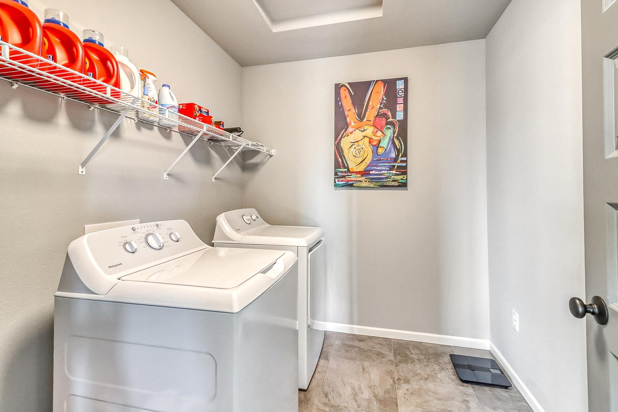 442 Hampton Drive W Property Photo 38